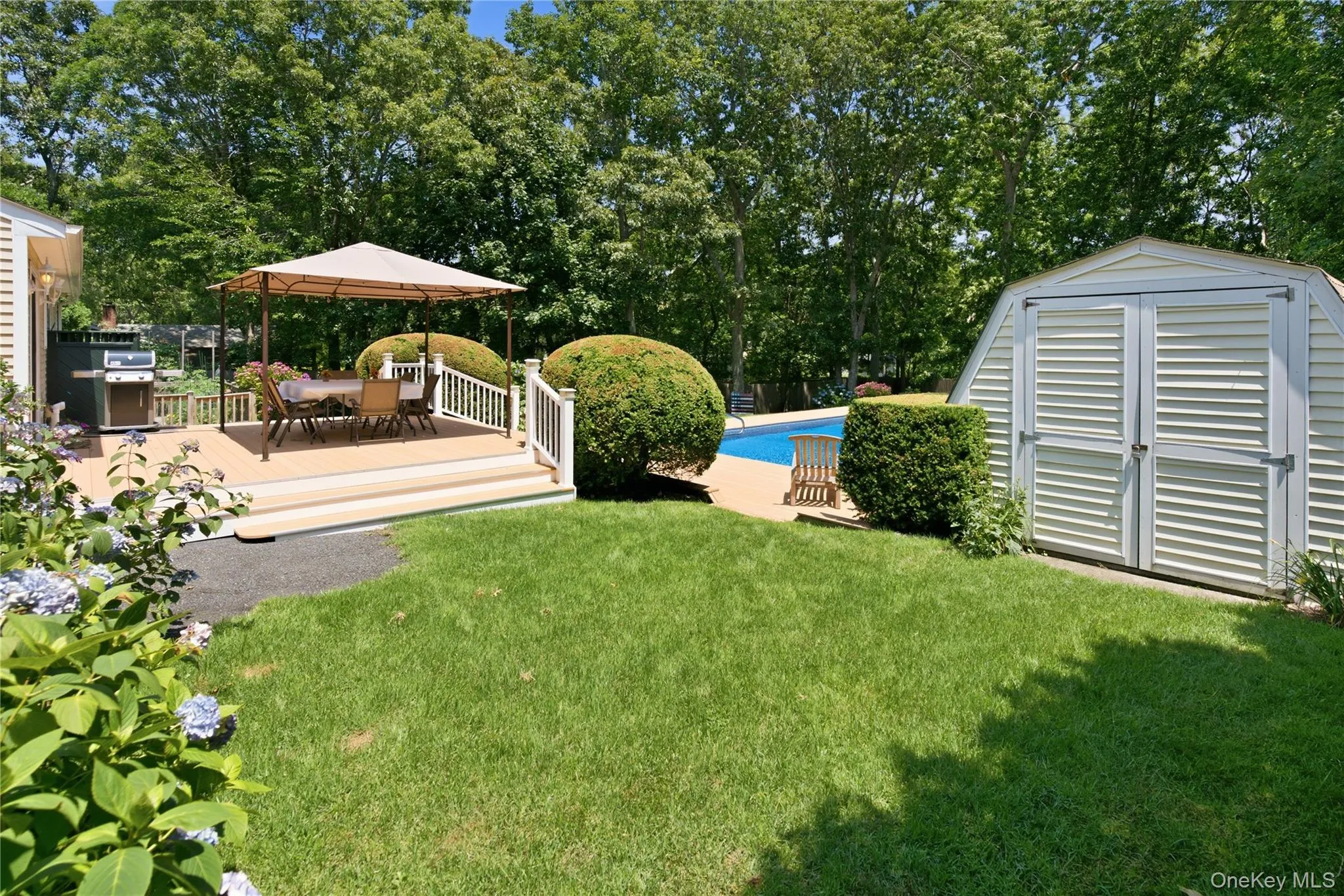 5 Columbine Avenue, Southampton, NY, 3 Bedrooms Bedrooms, 9 Rooms Rooms,1 BathroomBathrooms,Residential,For Rent,Columbine,0,1026582 5 Columbine Avenue, Southampton, NY, 3 Bedrooms Bedrooms, 9 Rooms Rooms,1 BathroomBathrooms,Residential,For Rent,Columbine,0,1026582