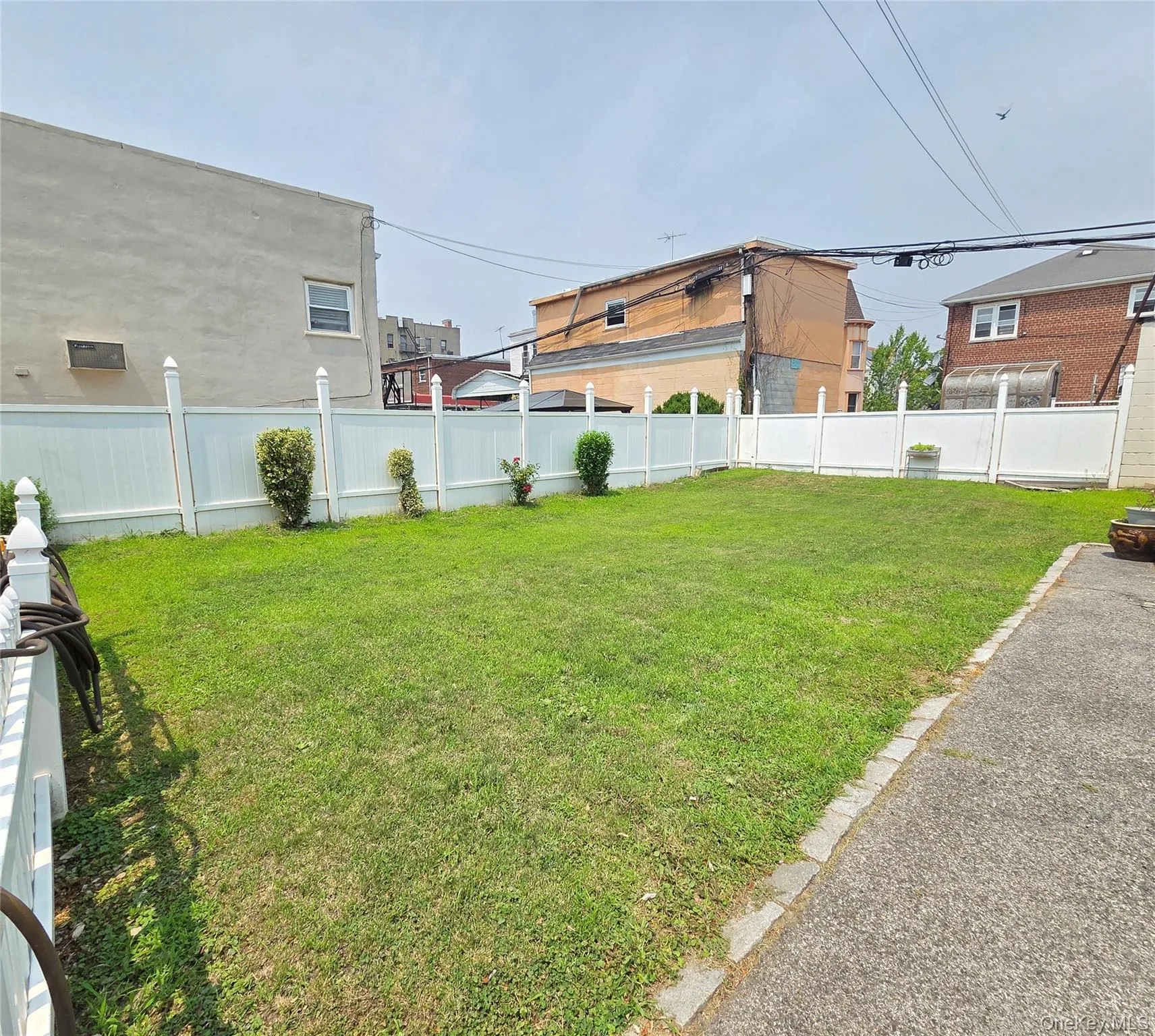 2241 Haviland Avenue, New York, NY, 4 Bedrooms Bedrooms, 7 Rooms Rooms,3 BathroomsBathrooms,Residential,For Rent,Haviland,0,1026583 2241 Haviland Avenue, New York, NY, 4 Bedrooms Bedrooms, 7 Rooms Rooms,3 BathroomsBathrooms,Residential,For Rent,Haviland,0,1026583