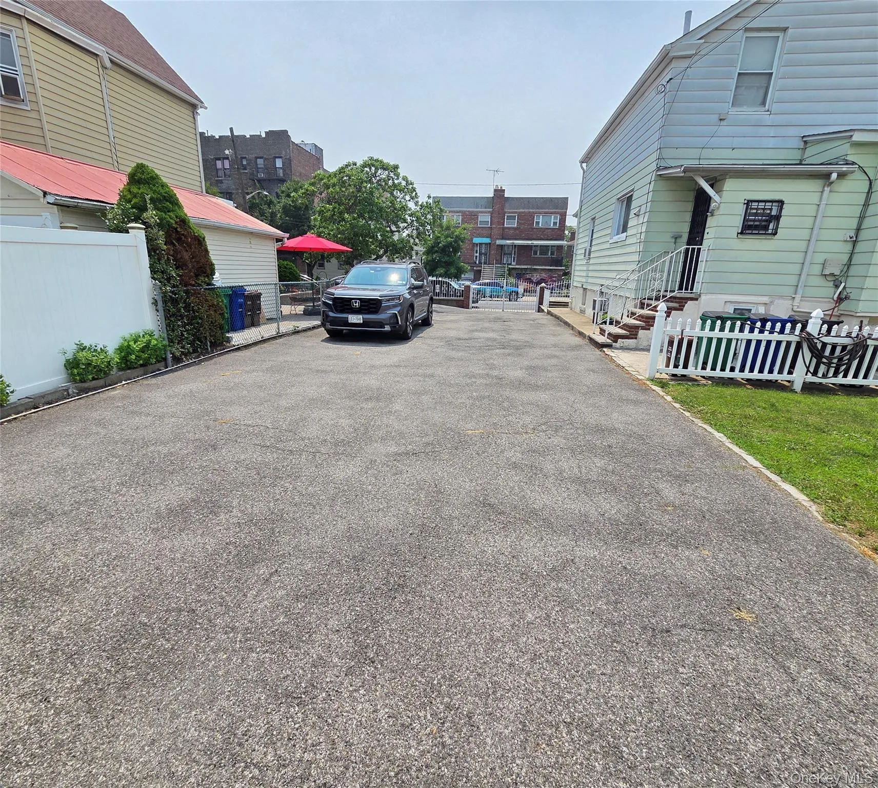 2241 Haviland Avenue, New York, NY, 4 Bedrooms Bedrooms, 7 Rooms Rooms,3 BathroomsBathrooms,Residential,For Rent,Haviland,0,1026583 2241 Haviland Avenue, New York, NY, 4 Bedrooms Bedrooms, 7 Rooms Rooms,3 BathroomsBathrooms,Residential,For Rent,Haviland,0,1026583