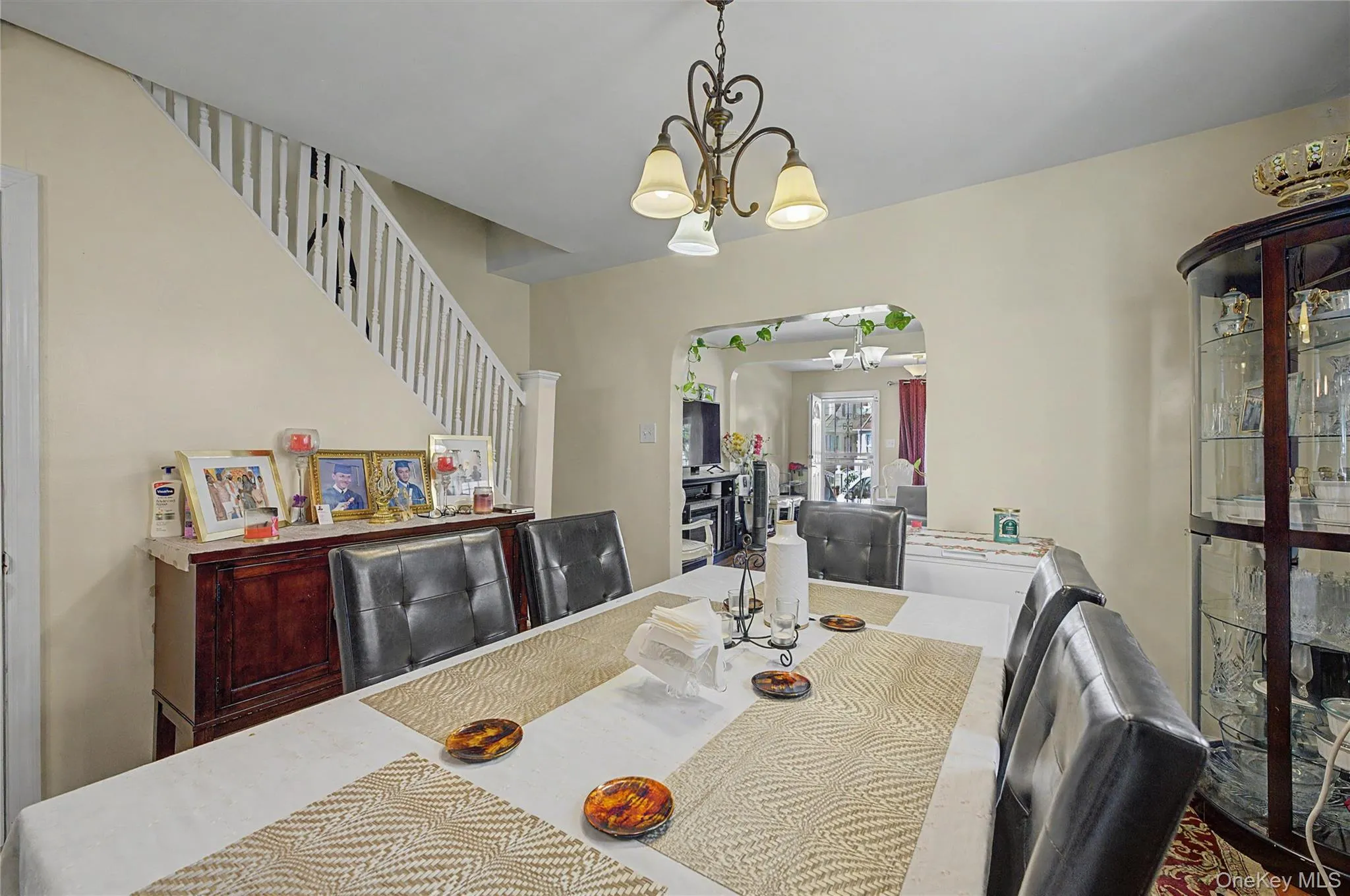 11568 155th Street, New York, NY, 3 Bedrooms Bedrooms, 9 Rooms Rooms,2 BathroomsBathrooms,Residential,For Rent,155th,0,1026591 11568 155th Street, New York, NY, 3 Bedrooms Bedrooms, 9 Rooms Rooms,2 BathroomsBathrooms,Residential,For Rent,155th,0,1026591
