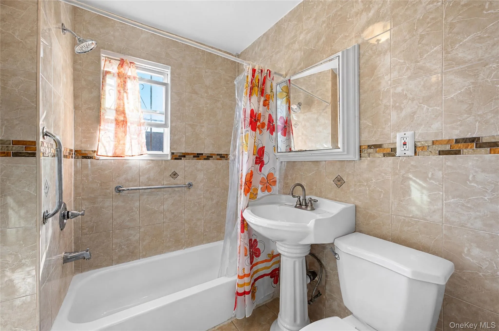11568 155th Street, New York, NY, 3 Bedrooms Bedrooms, 9 Rooms Rooms,2 BathroomsBathrooms,Residential,For Rent,155th,0,1026591 11568 155th Street, New York, NY, 3 Bedrooms Bedrooms, 9 Rooms Rooms,2 BathroomsBathrooms,Residential,For Rent,155th,0,1026591