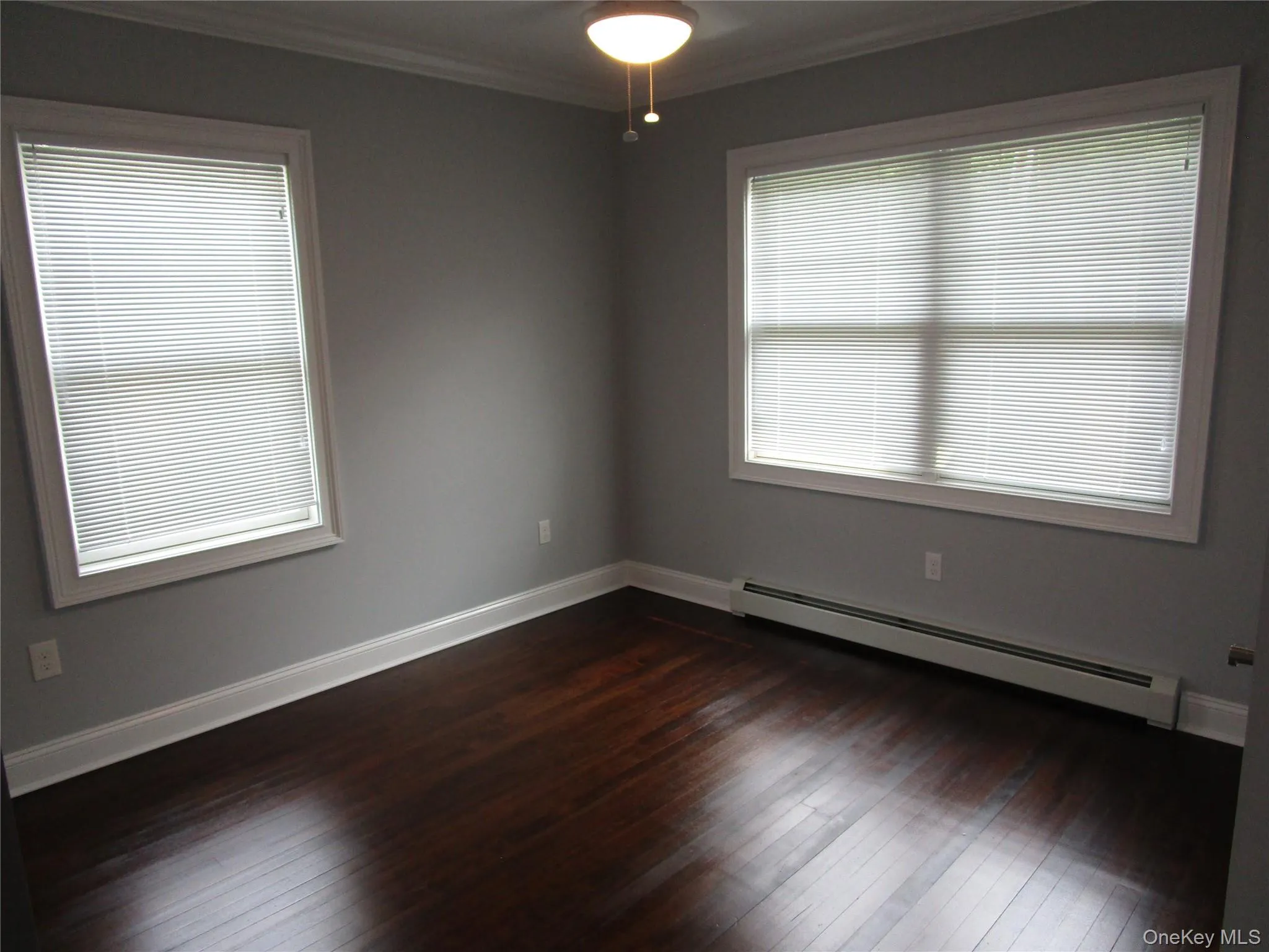bedroom bedroom