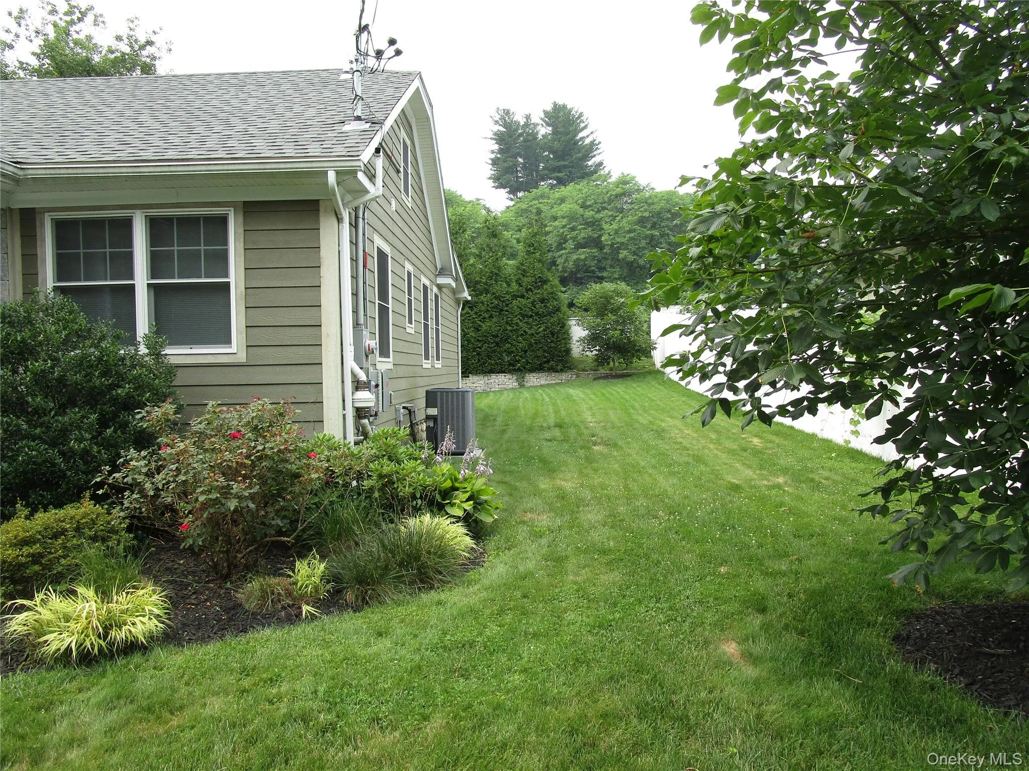 side yard side yard