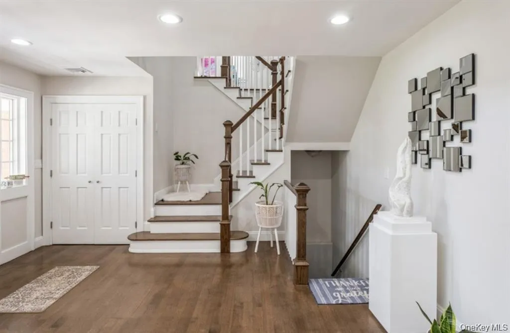 8 Hilltop Drive, Oyster Bay, NY, 4 Bedrooms Bedrooms, 10 Rooms Rooms,3 BathroomsBathrooms,Residential,For Rent,Hilltop,0,1026599 8 Hilltop Drive, Oyster Bay, NY, 4 Bedrooms Bedrooms, 10 Rooms Rooms,3 BathroomsBathrooms,Residential,For Rent,Hilltop,0,1026599