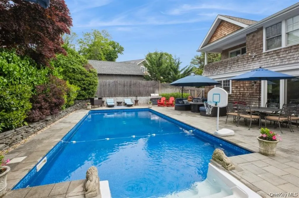 8 Hilltop Drive, Oyster Bay, NY, 4 Bedrooms Bedrooms, 10 Rooms Rooms,3 BathroomsBathrooms,Residential,For Rent,Hilltop,0,1026599 8 Hilltop Drive, Oyster Bay, NY, 4 Bedrooms Bedrooms, 10 Rooms Rooms,3 BathroomsBathrooms,Residential,For Rent,Hilltop,0,1026599