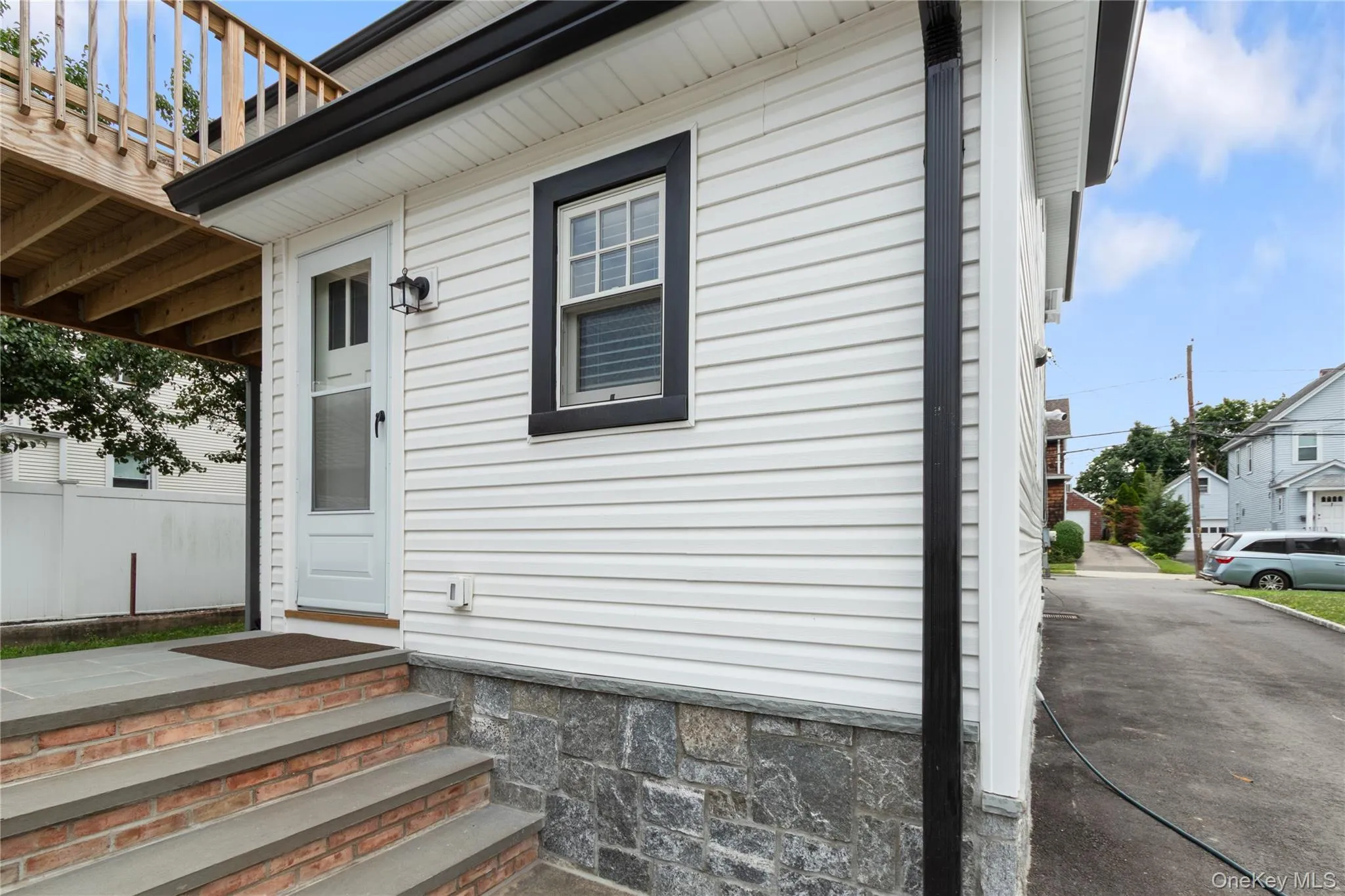 38 Smith Street, Glen Cove, NY, 2 Bedrooms Bedrooms, 5 Rooms Rooms,1 BathroomBathrooms,Residential Lease,For Rent,Smith,0,1026600 38 Smith Street, Glen Cove, NY, 2 Bedrooms Bedrooms, 5 Rooms Rooms,1 BathroomBathrooms,Residential Lease,For Rent,Smith,0,1026600