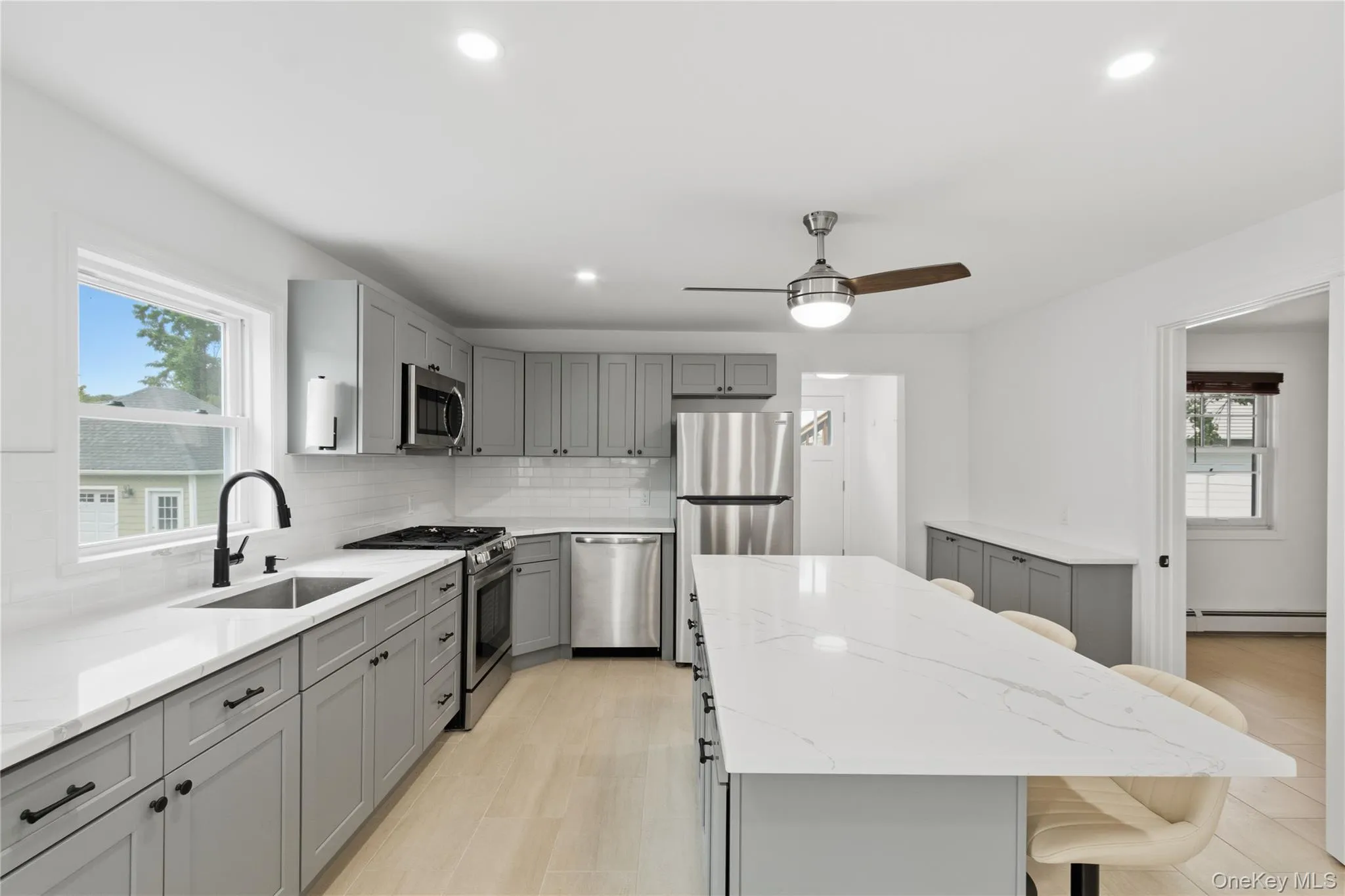 38 Smith Street, Glen Cove, NY, 2 Bedrooms Bedrooms, 5 Rooms Rooms,1 BathroomBathrooms,Residential Lease,For Rent,Smith,0,1026600 38 Smith Street, Glen Cove, NY, 2 Bedrooms Bedrooms, 5 Rooms Rooms,1 BathroomBathrooms,Residential Lease,For Rent,Smith,0,1026600