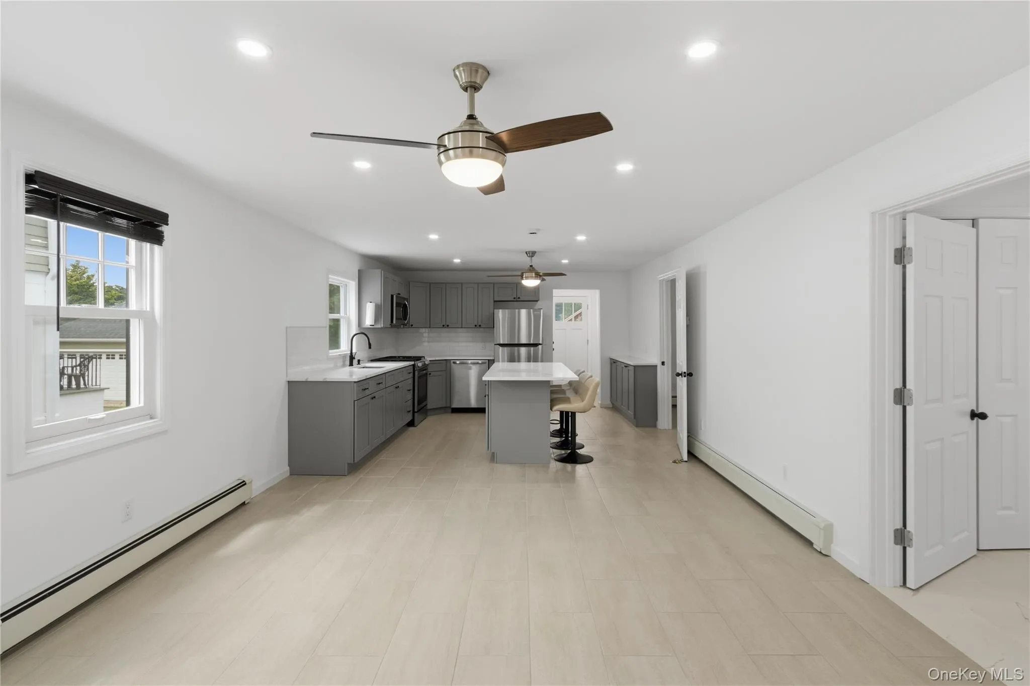 38 Smith Street, Glen Cove, NY, 2 Bedrooms Bedrooms, 5 Rooms Rooms,1 BathroomBathrooms,Residential Lease,For Rent,Smith,0,1026600 38 Smith Street, Glen Cove, NY, 2 Bedrooms Bedrooms, 5 Rooms Rooms,1 BathroomBathrooms,Residential Lease,For Rent,Smith,0,1026600