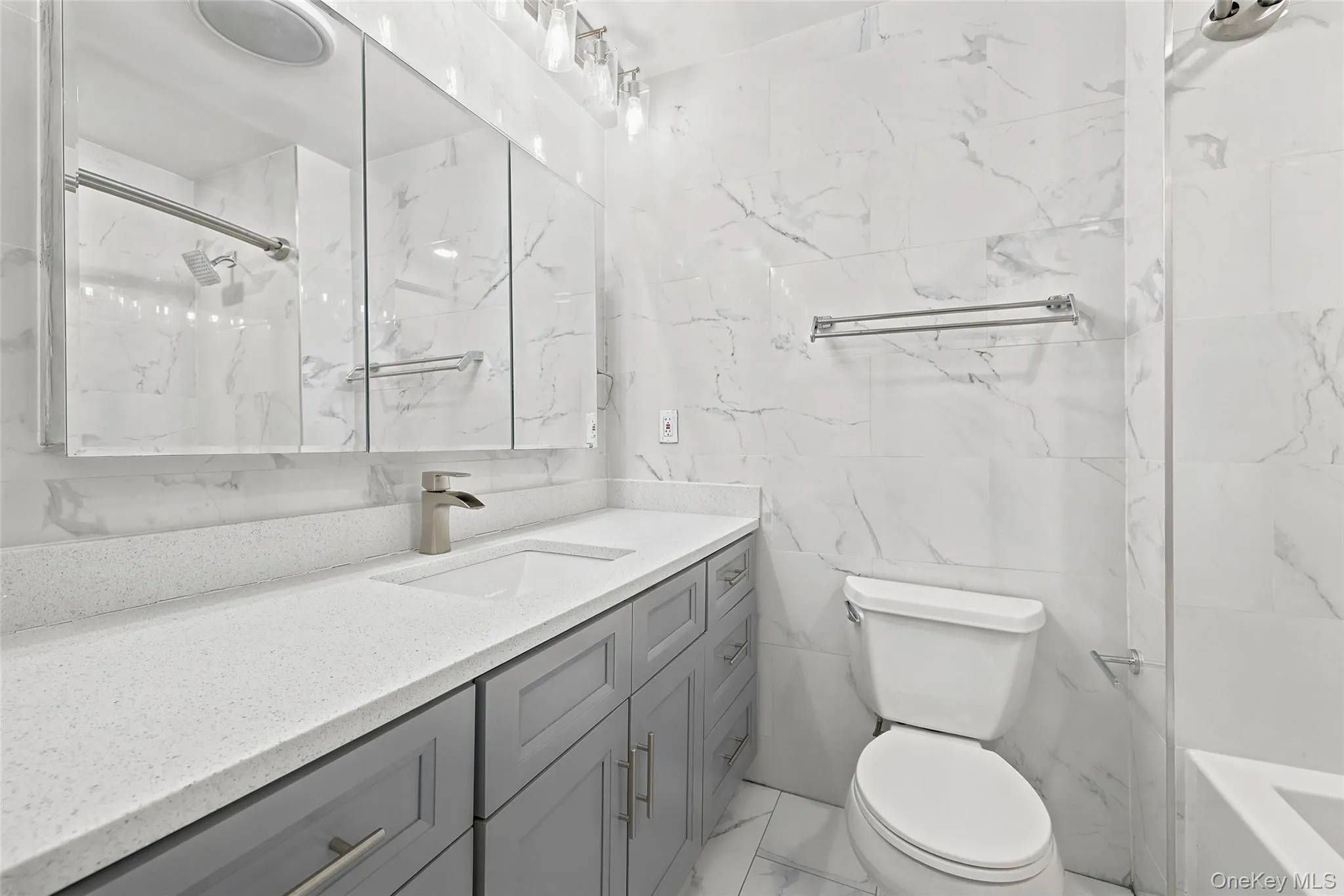 39 Ridge Road, Greenburgh, NY, 5 Bedrooms Bedrooms, 8 Rooms Rooms,3 BathroomsBathrooms,Residential,For Rent,Ridge,0,1026601 39 Ridge Road, Greenburgh, NY, 5 Bedrooms Bedrooms, 8 Rooms Rooms,3 BathroomsBathrooms,Residential,For Rent,Ridge,0,1026601
