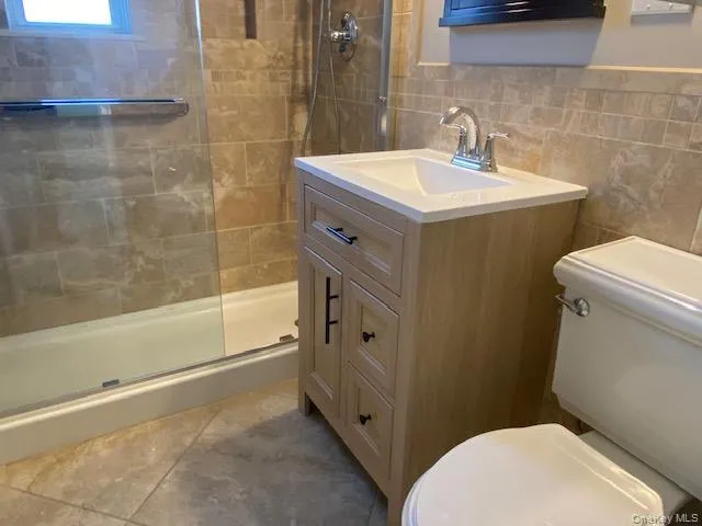 72-59 Little Neck Parkway, New York, NY, 3 Bedrooms Bedrooms, 5 Rooms Rooms,1 BathroomBathrooms,Residential,For Rent,Little Neck,0,1026603 72-59 Little Neck Parkway, New York, NY, 3 Bedrooms Bedrooms, 5 Rooms Rooms,1 BathroomBathrooms,Residential,For Rent,Little Neck,0,1026603