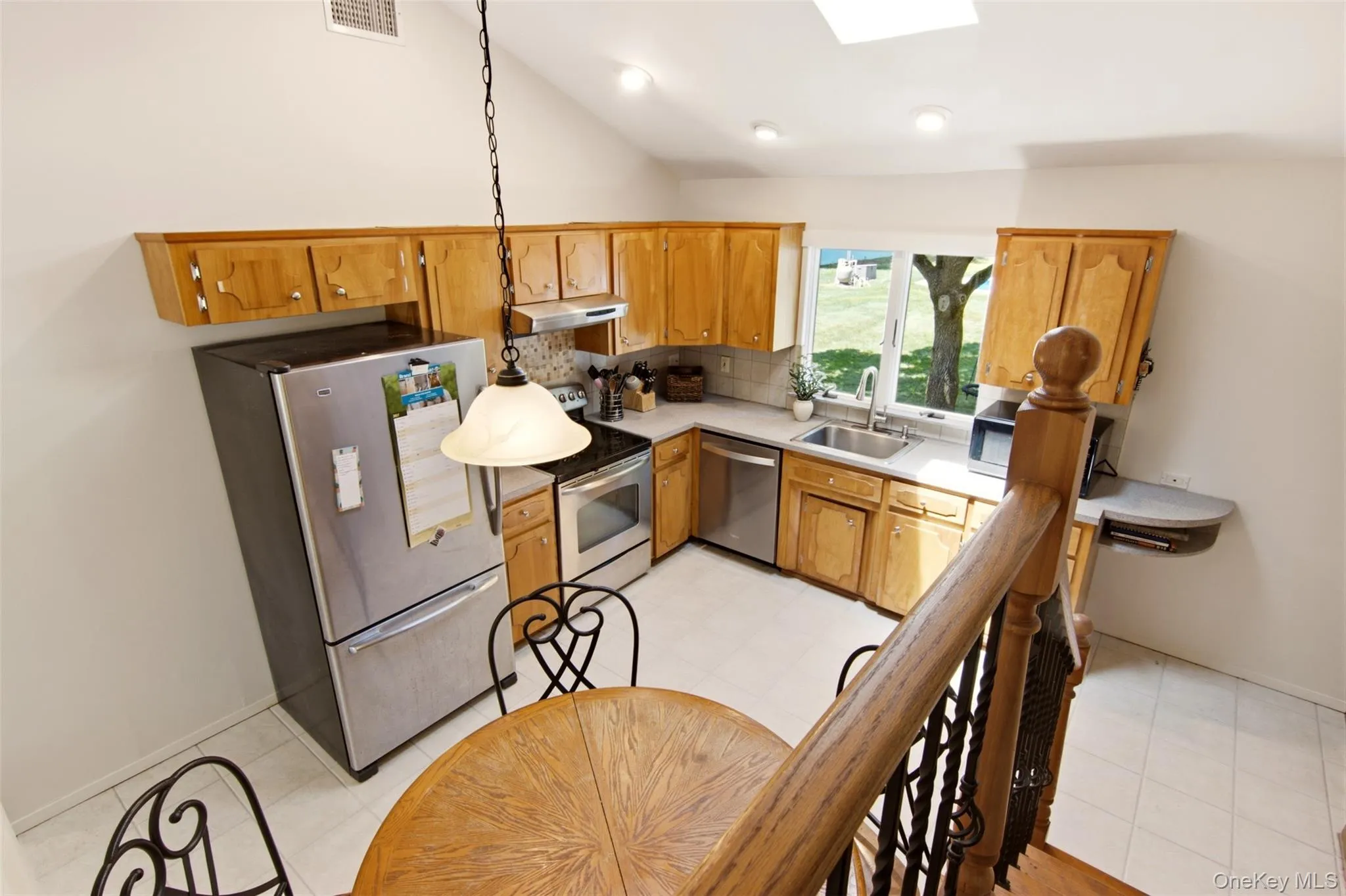 18 Millet Street, Huntington, NY, 4 Bedrooms Bedrooms, 8 Rooms Rooms,2 BathroomsBathrooms,Residential,For Rent,Millet,0,1026605 18 Millet Street, Huntington, NY, 4 Bedrooms Bedrooms, 8 Rooms Rooms,2 BathroomsBathrooms,Residential,For Rent,Millet,0,1026605
