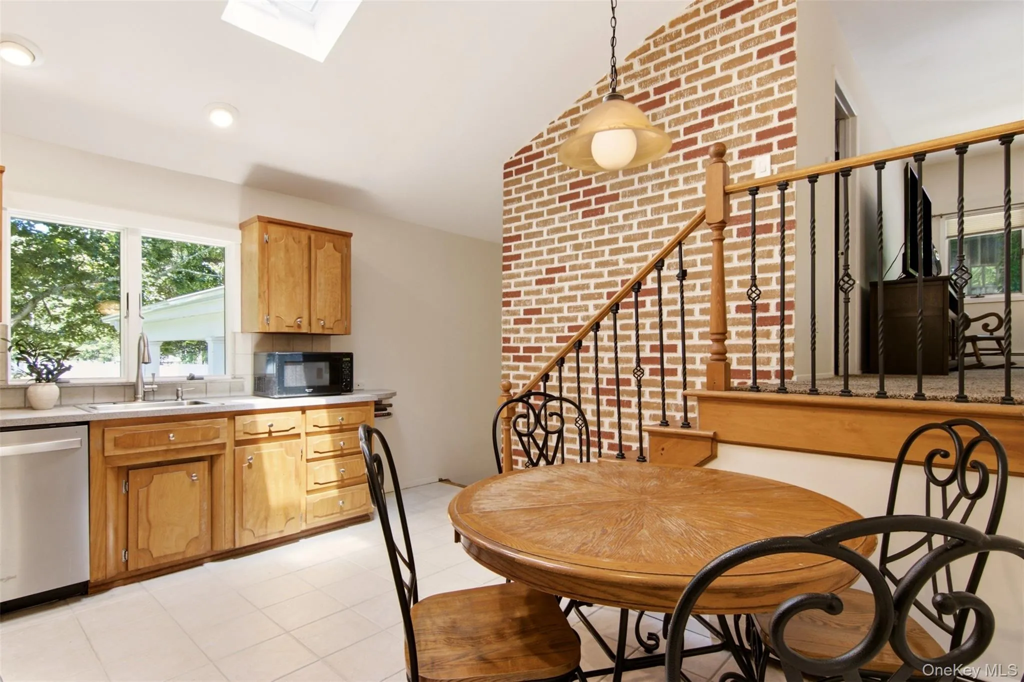 18 Millet Street, Huntington, NY, 4 Bedrooms Bedrooms, 8 Rooms Rooms,2 BathroomsBathrooms,Residential,For Rent,Millet,0,1026605 18 Millet Street, Huntington, NY, 4 Bedrooms Bedrooms, 8 Rooms Rooms,2 BathroomsBathrooms,Residential,For Rent,Millet,0,1026605
