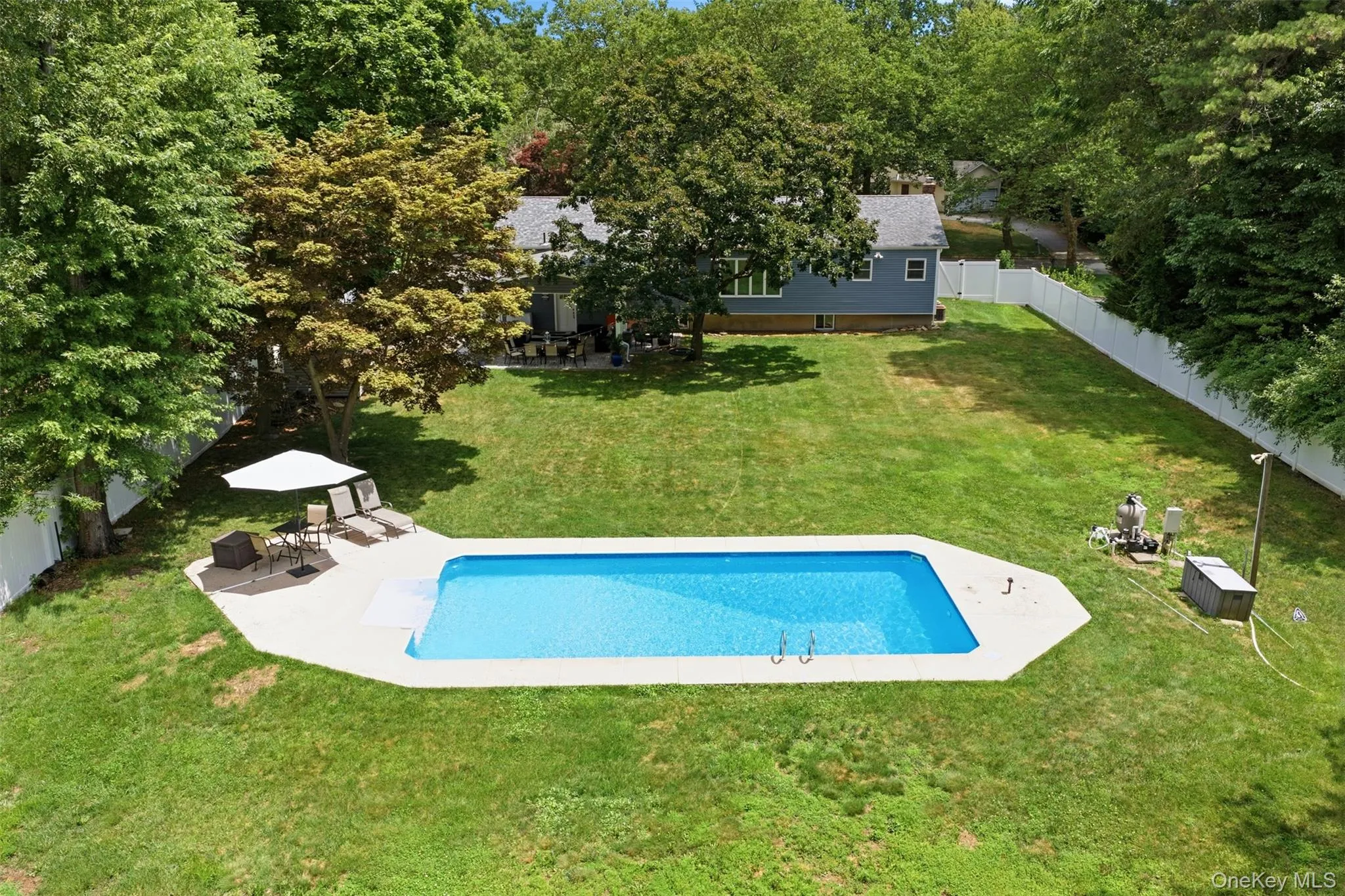 18 Millet Street, Huntington, NY, 4 Bedrooms Bedrooms, 8 Rooms Rooms,2 BathroomsBathrooms,Residential,For Rent,Millet,0,1026605 18 Millet Street, Huntington, NY, 4 Bedrooms Bedrooms, 8 Rooms Rooms,2 BathroomsBathrooms,Residential,For Rent,Millet,0,1026605