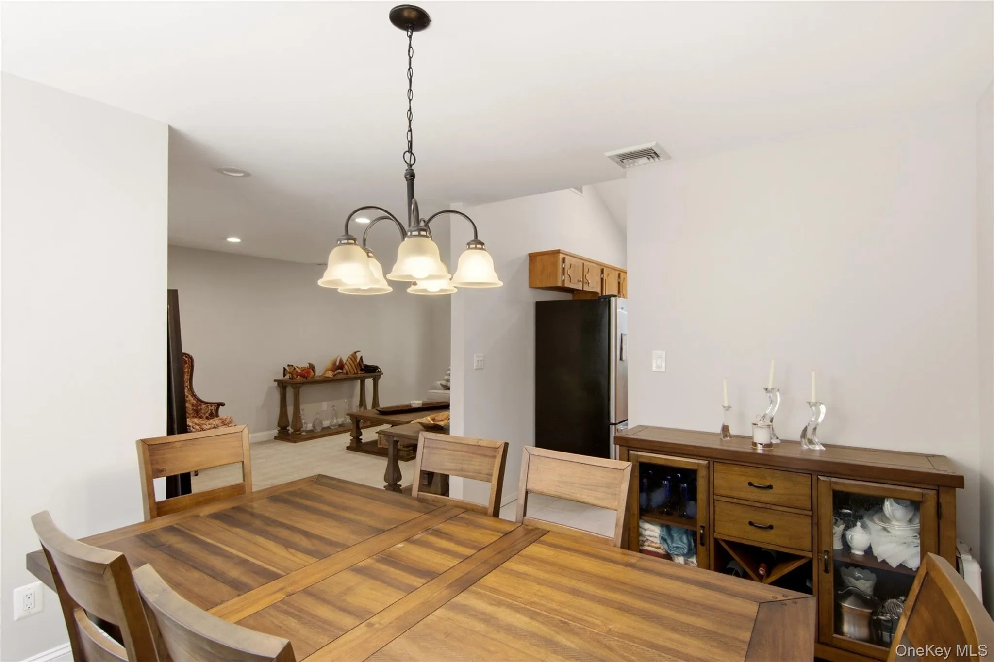 18 Millet Street, Huntington, NY, 4 Bedrooms Bedrooms, 8 Rooms Rooms,2 BathroomsBathrooms,Residential,For Rent,Millet,0,1026605 18 Millet Street, Huntington, NY, 4 Bedrooms Bedrooms, 8 Rooms Rooms,2 BathroomsBathrooms,Residential,For Rent,Millet,0,1026605