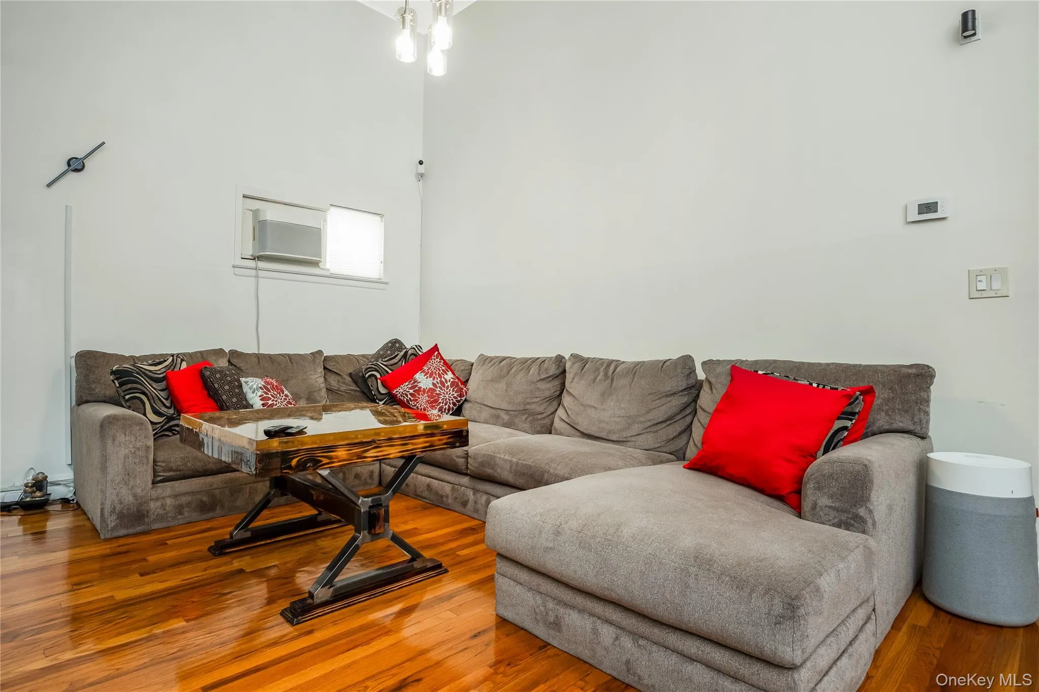 1616 202nd Street, New York, NY, 3 Bedrooms Bedrooms, 7 Rooms Rooms,2 BathroomsBathrooms,Residential,For Rent,202nd,0,1026608 1616 202nd Street, New York, NY, 3 Bedrooms Bedrooms, 7 Rooms Rooms,2 BathroomsBathrooms,Residential,For Rent,202nd,0,1026608
