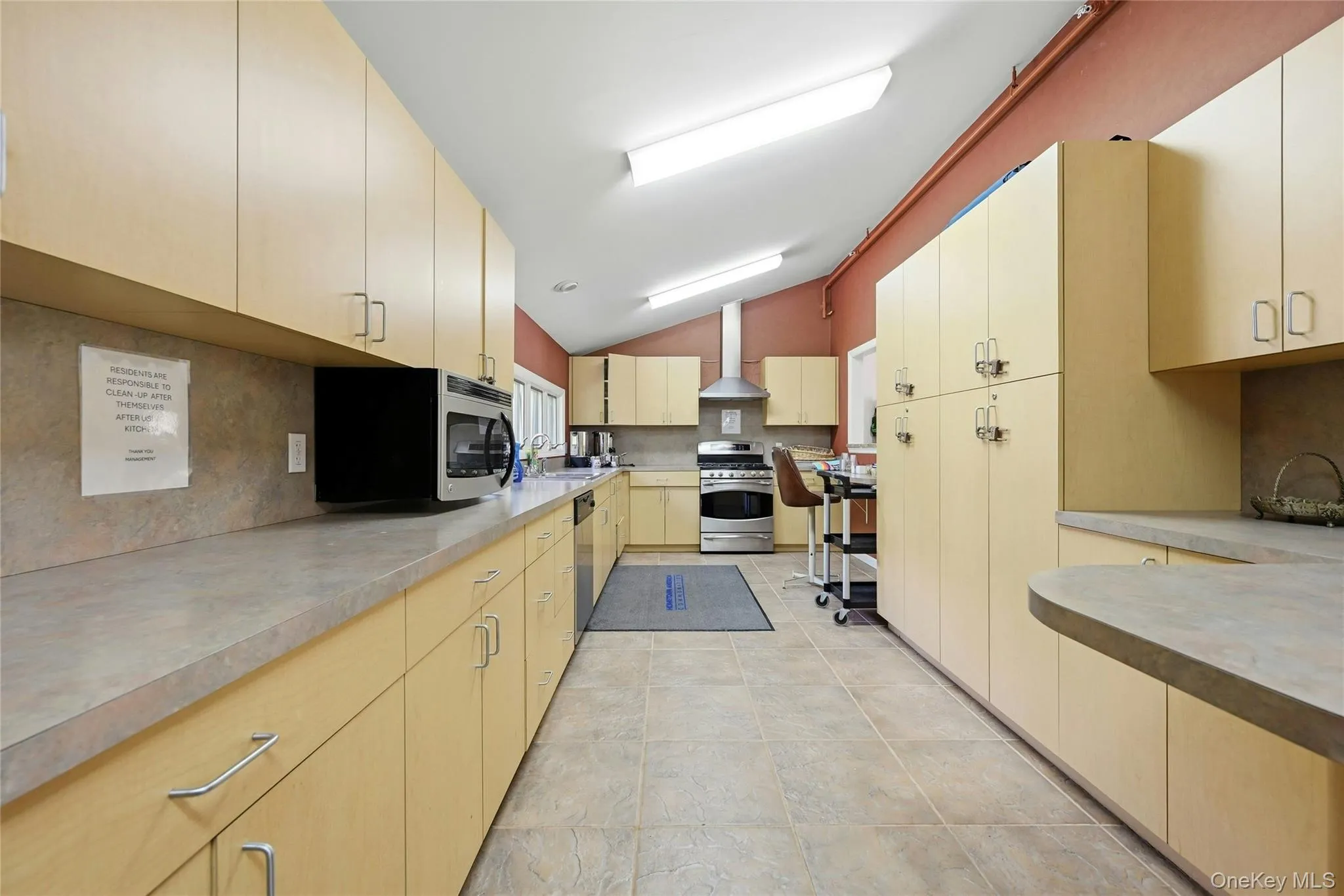1407 Middle Road, Riverhead, NY, 2 Bedrooms Bedrooms, 5 Rooms Rooms,2 BathroomsBathrooms,Residential,For Rent,Middle,0,1026622 1407 Middle Road, Riverhead, NY, 2 Bedrooms Bedrooms, 5 Rooms Rooms,2 BathroomsBathrooms,Residential,For Rent,Middle,0,1026622
