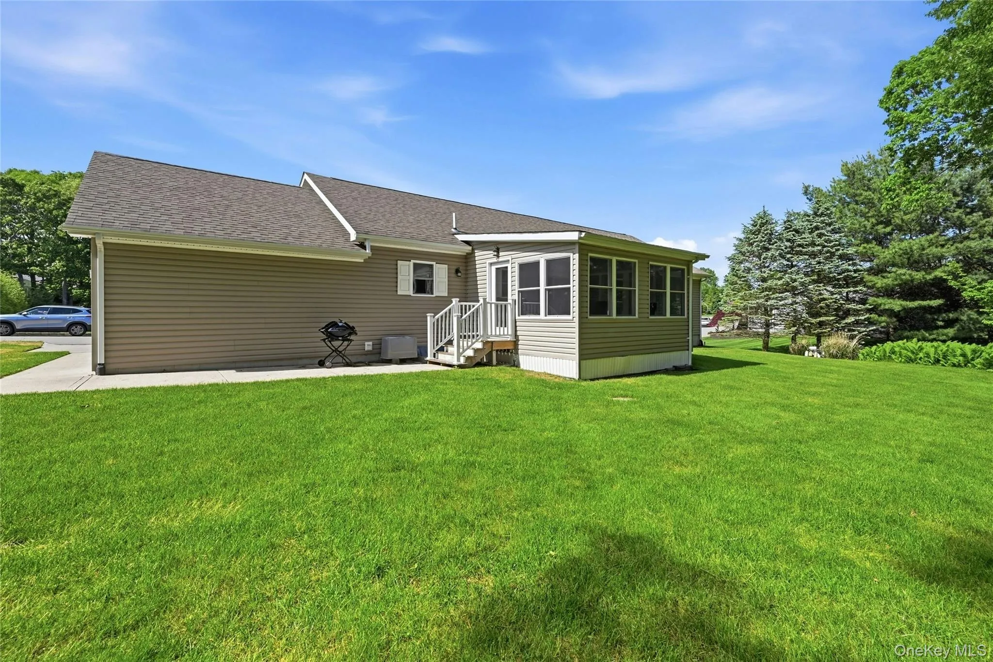 1407 Middle Road, Riverhead, NY, 2 Bedrooms Bedrooms, 5 Rooms Rooms,2 BathroomsBathrooms,Residential,For Rent,Middle,0,1026622 1407 Middle Road, Riverhead, NY, 2 Bedrooms Bedrooms, 5 Rooms Rooms,2 BathroomsBathrooms,Residential,For Rent,Middle,0,1026622