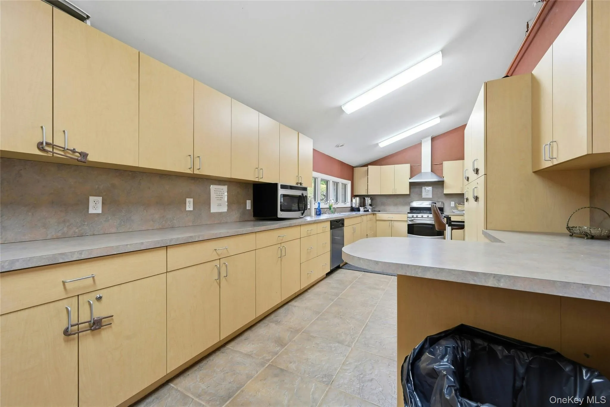 1407 Middle Road, Riverhead, NY, 2 Bedrooms Bedrooms, 5 Rooms Rooms,2 BathroomsBathrooms,Residential,For Rent,Middle,0,1026622 1407 Middle Road, Riverhead, NY, 2 Bedrooms Bedrooms, 5 Rooms Rooms,2 BathroomsBathrooms,Residential,For Rent,Middle,0,1026622