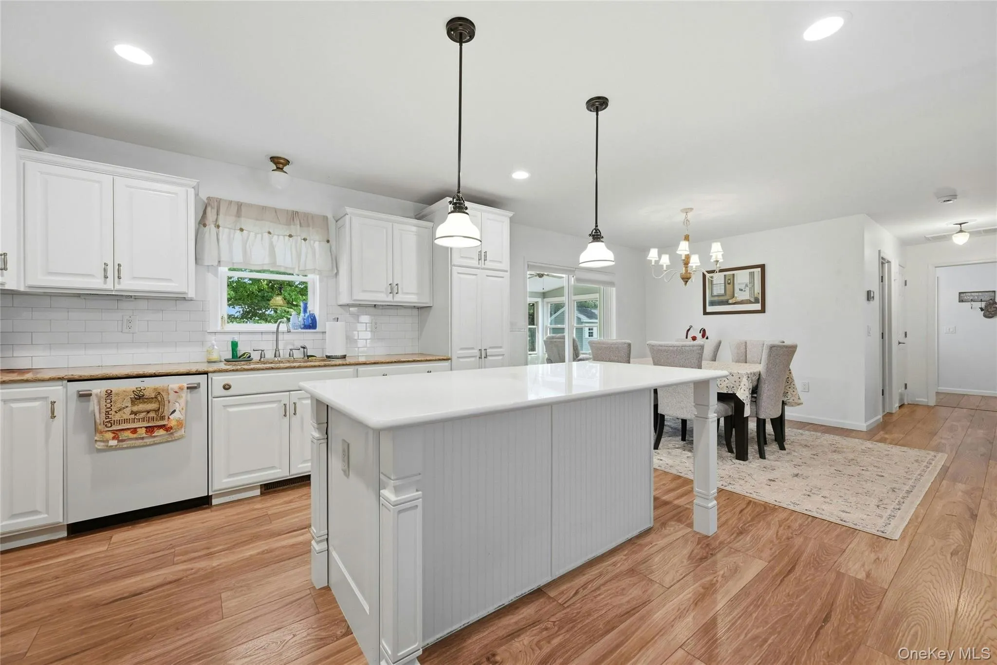 1407 Middle Road, Riverhead, NY, 2 Bedrooms Bedrooms, 5 Rooms Rooms,2 BathroomsBathrooms,Residential,For Rent,Middle,0,1026622 1407 Middle Road, Riverhead, NY, 2 Bedrooms Bedrooms, 5 Rooms Rooms,2 BathroomsBathrooms,Residential,For Rent,Middle,0,1026622