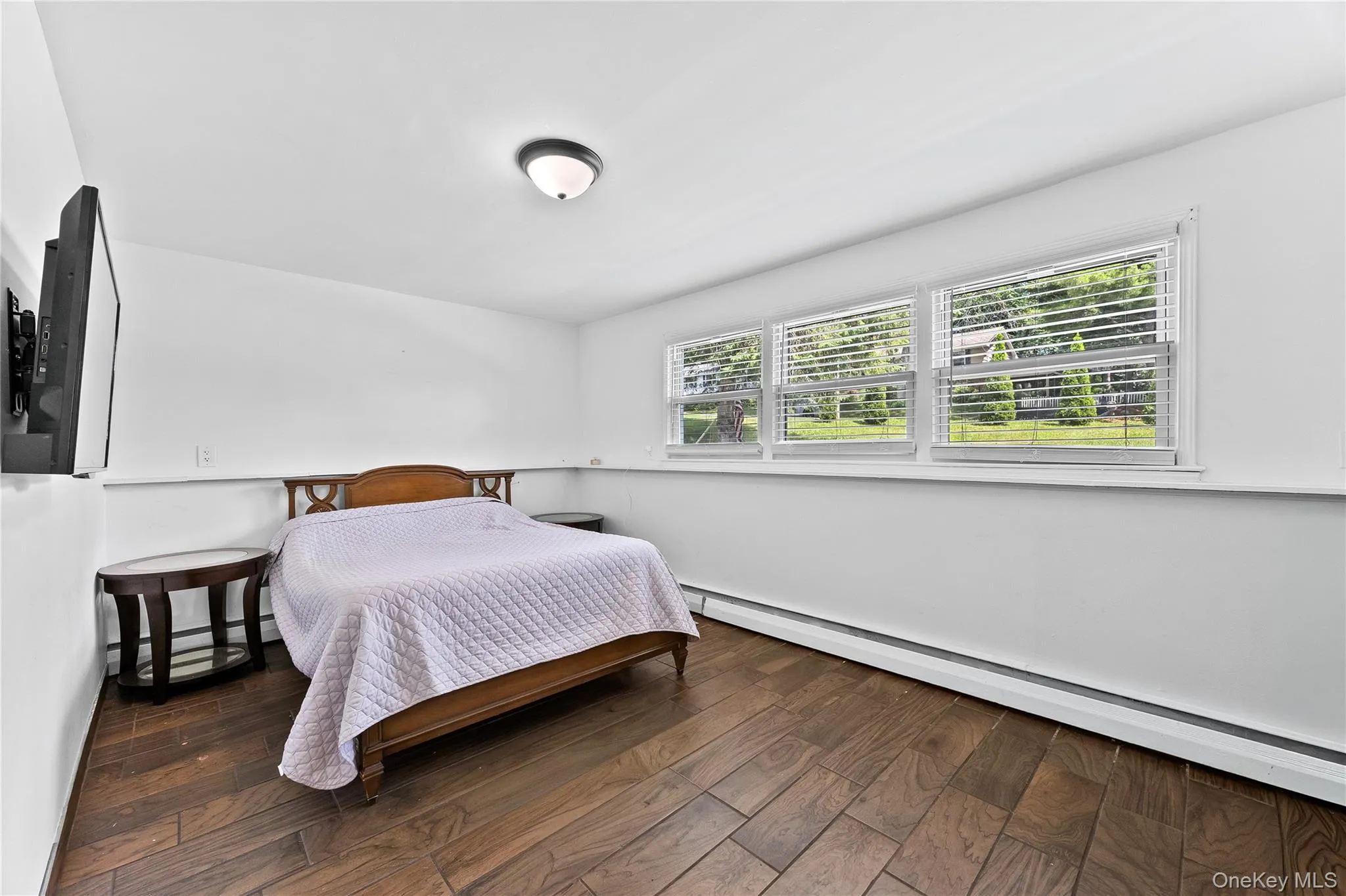 Extra bedroom in basement Extra bedroom in basement
