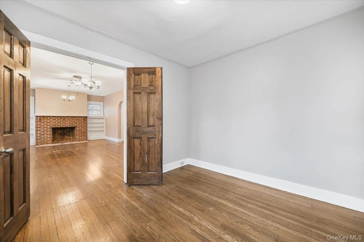 29 15th Avenue, Mount Vernon, NY, 2 Bedrooms Bedrooms, 4 Rooms Rooms,1 BathroomBathrooms,Residential Lease,For Rent,15th,0,1026627 29 15th Avenue, Mount Vernon, NY, 2 Bedrooms Bedrooms, 4 Rooms Rooms,1 BathroomBathrooms,Residential Lease,For Rent,15th,0,1026627