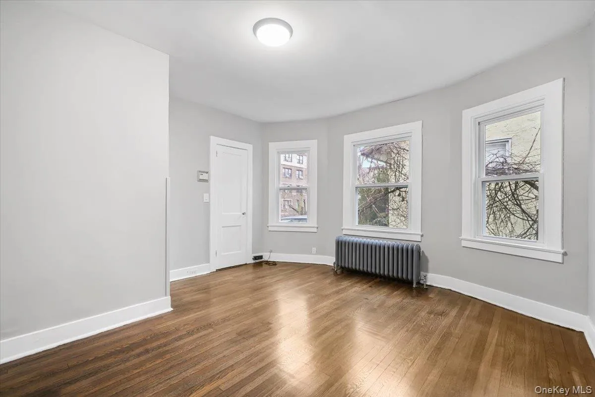 29 15th Avenue, Mount Vernon, NY, 2 Bedrooms Bedrooms, 4 Rooms Rooms,1 BathroomBathrooms,Residential Lease,For Rent,15th,0,1026627 29 15th Avenue, Mount Vernon, NY, 2 Bedrooms Bedrooms, 4 Rooms Rooms,1 BathroomBathrooms,Residential Lease,For Rent,15th,0,1026627