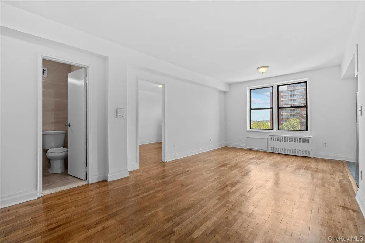 1725 Edison Avenue, New York, NY, 1 Bedroom Bedrooms, 3 Rooms Rooms,1 BathroomBathrooms,Residential,For Rent,Edison,0,1026628 1725 Edison Avenue, New York, NY, 1 Bedroom Bedrooms, 3 Rooms Rooms,1 BathroomBathrooms,Residential,For Rent,Edison,0,1026628