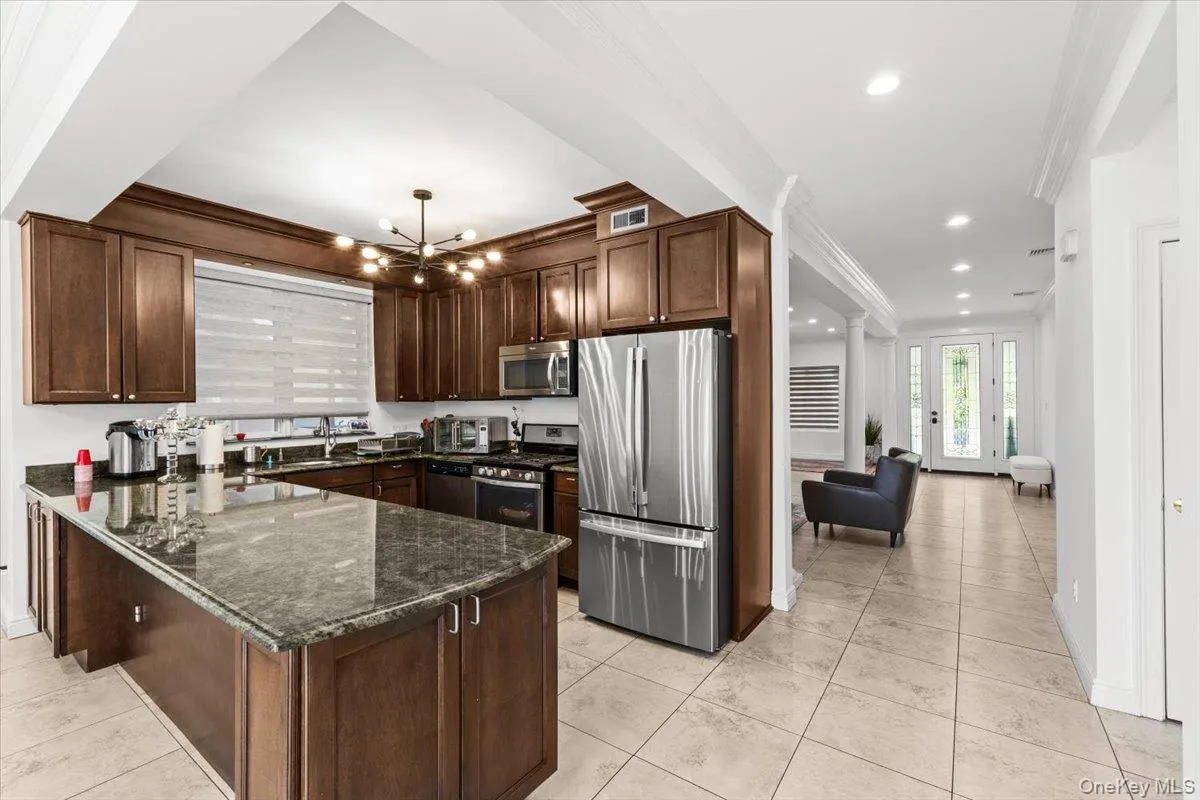 11A Forest Lane, North Hempstead, NY, 6 Bedrooms Bedrooms, 10 Rooms Rooms,3 BathroomsBathrooms,Residential,For Rent,Forest,0,1026632 11A Forest Lane, North Hempstead, NY, 6 Bedrooms Bedrooms, 10 Rooms Rooms,3 BathroomsBathrooms,Residential,For Rent,Forest,0,1026632