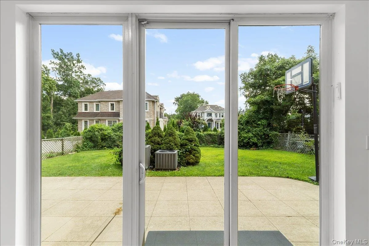 11A Forest Lane, North Hempstead, NY, 6 Bedrooms Bedrooms, 10 Rooms Rooms,3 BathroomsBathrooms,Residential,For Rent,Forest,0,1026632 11A Forest Lane, North Hempstead, NY, 6 Bedrooms Bedrooms, 10 Rooms Rooms,3 BathroomsBathrooms,Residential,For Rent,Forest,0,1026632