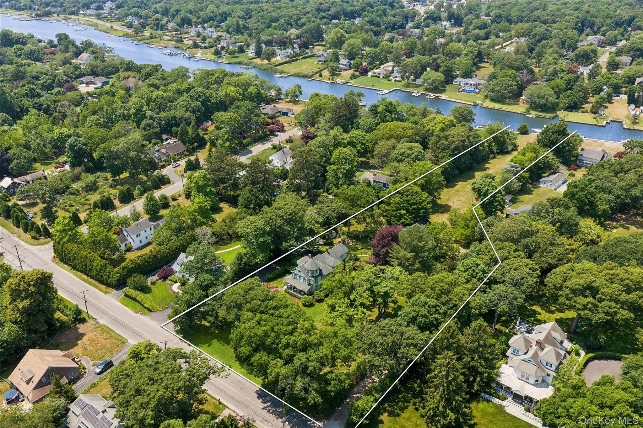 60 and 0 Union Ave, Brookhaven, NY, 5 Bedrooms Bedrooms, 9 Rooms Rooms,2 BathroomsBathrooms,Residential,For Rent,Union Ave,0,1026634 60 and 0 Union Ave, Brookhaven, NY, 5 Bedrooms Bedrooms, 9 Rooms Rooms,2 BathroomsBathrooms,Residential,For Rent,Union Ave,0,1026634