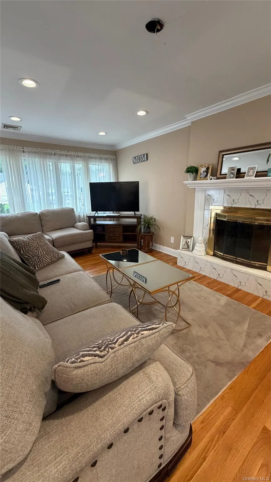 914 Annette Drive, Hempstead, NY, 3 Bedrooms Bedrooms, 5 Rooms Rooms,1 BathroomBathrooms,Residential Lease,For Rent,Annette,0,1026637 914 Annette Drive, Hempstead, NY, 3 Bedrooms Bedrooms, 5 Rooms Rooms,1 BathroomBathrooms,Residential Lease,For Rent,Annette,0,1026637