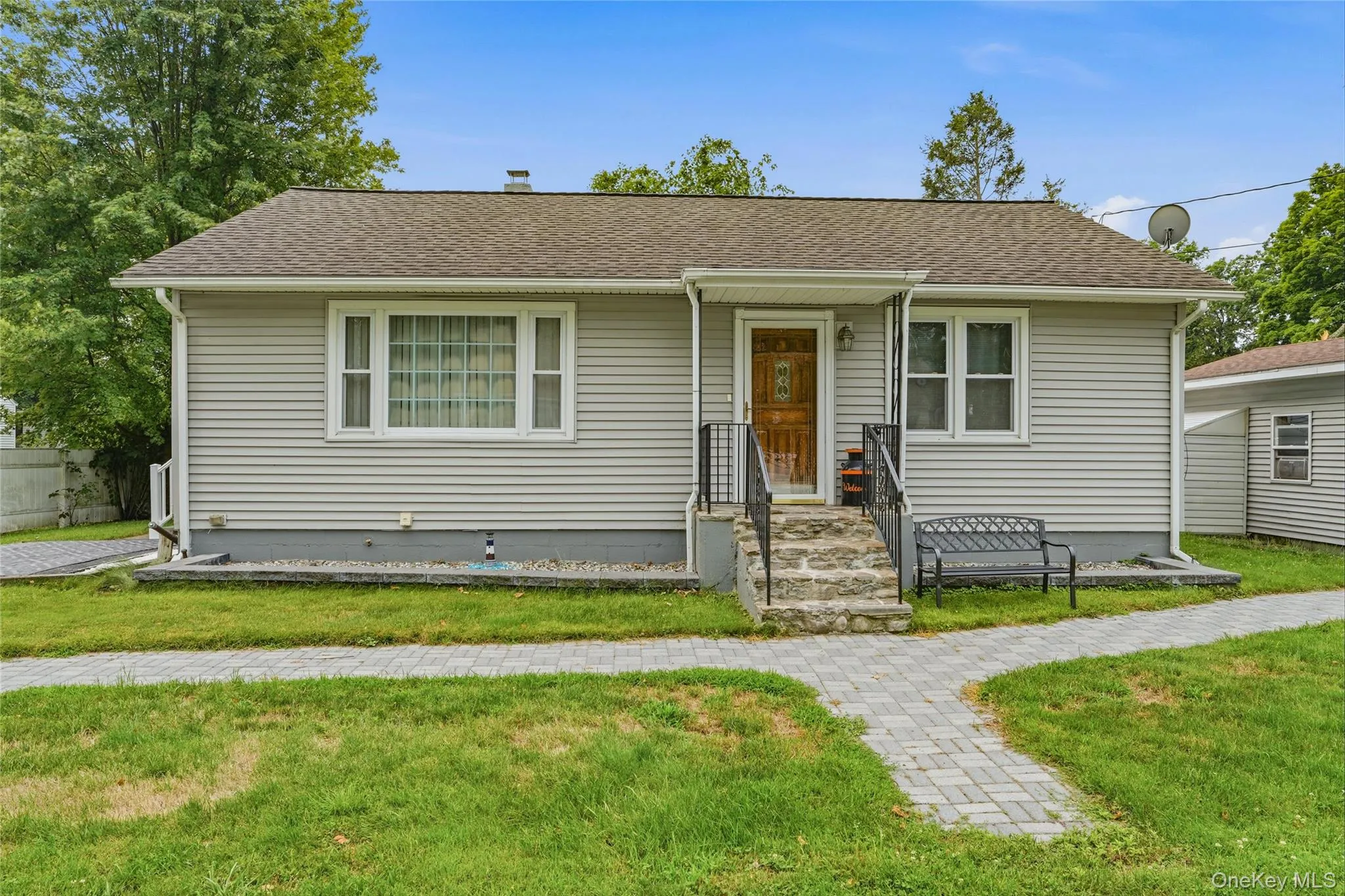 2 Hennessey Place, Poughkeepsie, NY, 2 Bedrooms Bedrooms, 6 Rooms Rooms,1 BathroomBathrooms,Residential,For Rent,Hennessey,0,1026641 2 Hennessey Place, Poughkeepsie, NY, 2 Bedrooms Bedrooms, 6 Rooms Rooms,1 BathroomBathrooms,Residential,For Rent,Hennessey,0,1026641