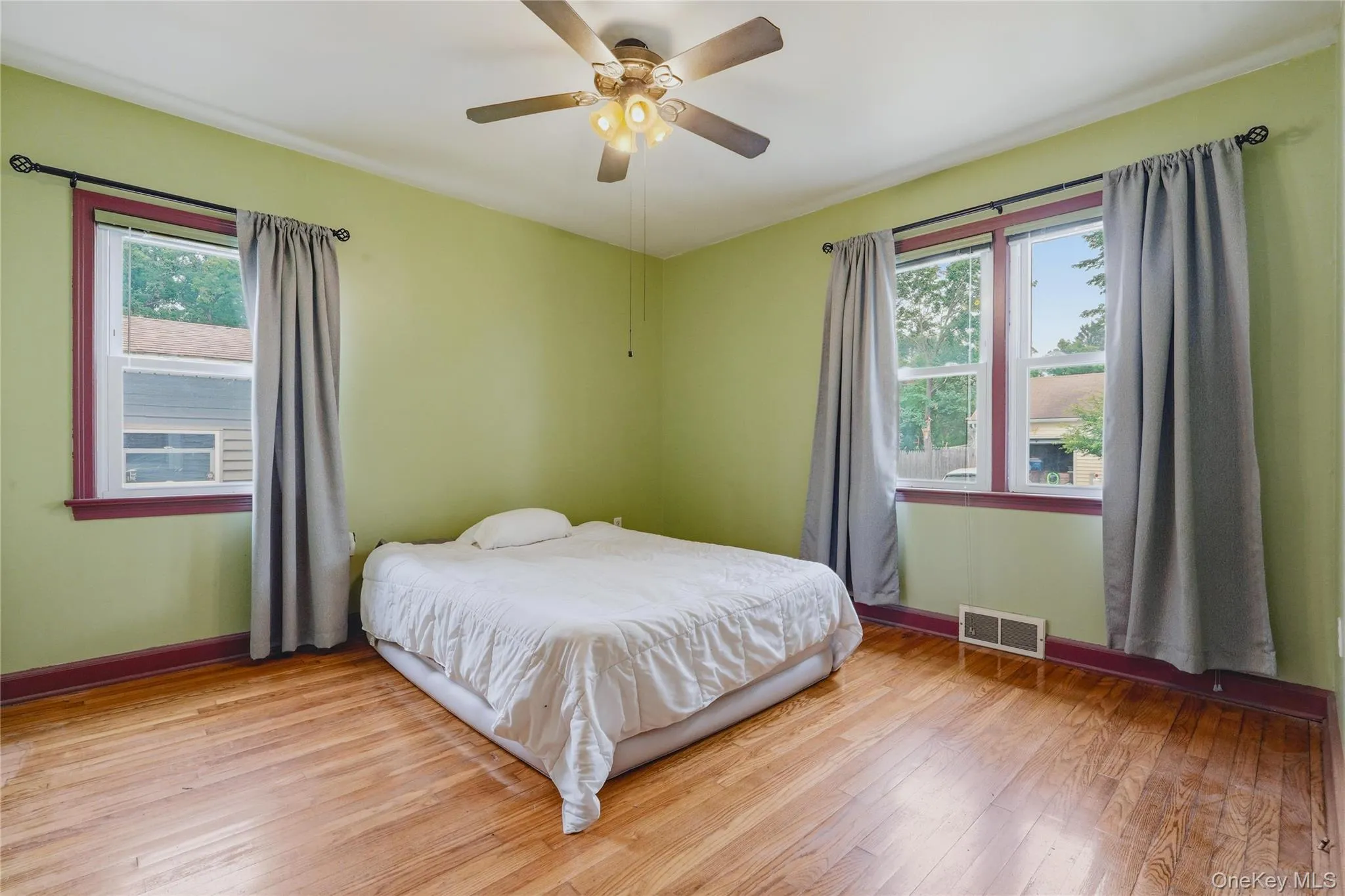 2 Hennessey Place, Poughkeepsie, NY, 2 Bedrooms Bedrooms, 6 Rooms Rooms,1 BathroomBathrooms,Residential,For Rent,Hennessey,0,1026641 2 Hennessey Place, Poughkeepsie, NY, 2 Bedrooms Bedrooms, 6 Rooms Rooms,1 BathroomBathrooms,Residential,For Rent,Hennessey,0,1026641