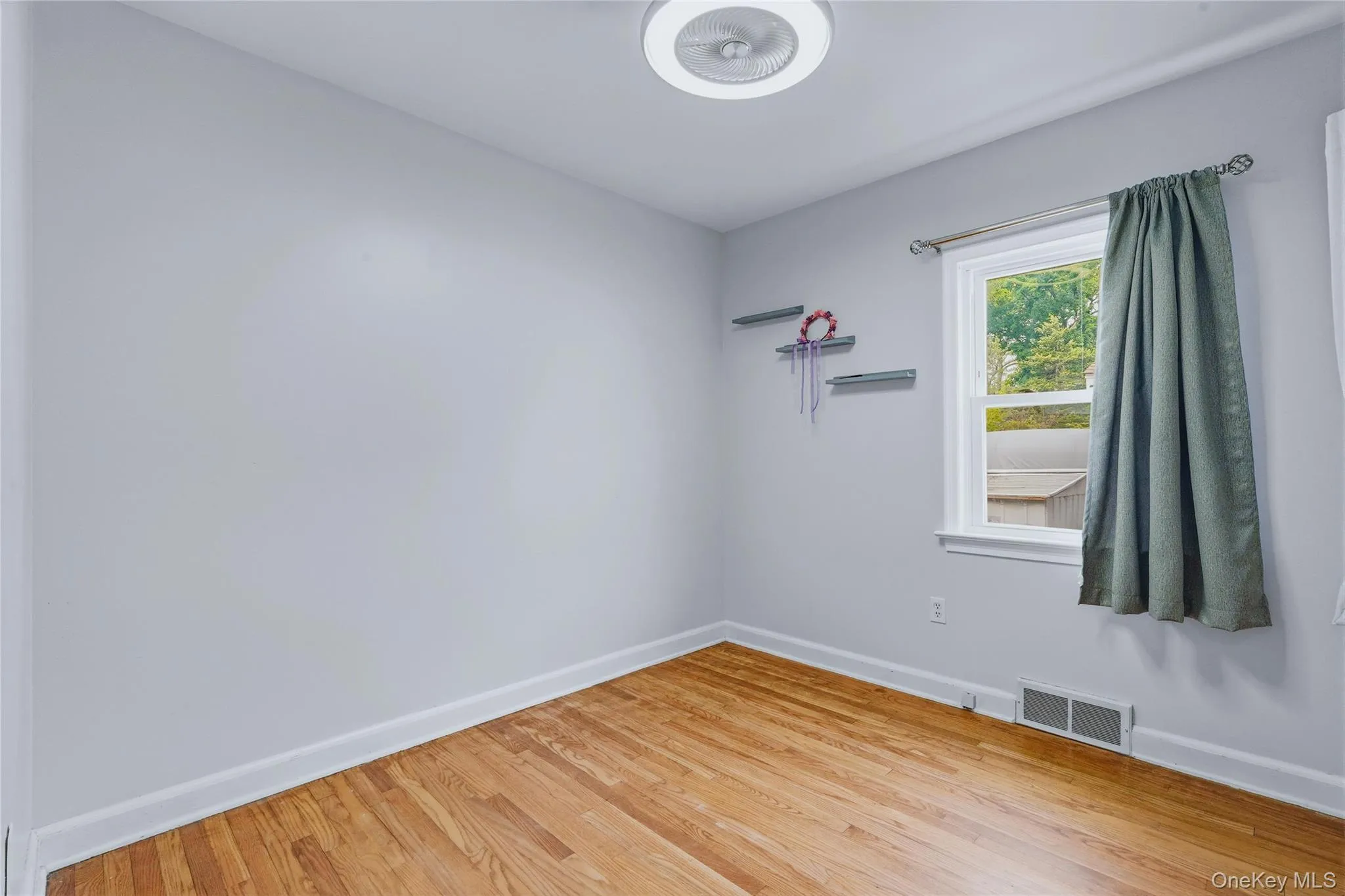 2 Hennessey Place, Poughkeepsie, NY, 2 Bedrooms Bedrooms, 6 Rooms Rooms,1 BathroomBathrooms,Residential,For Rent,Hennessey,0,1026641 2 Hennessey Place, Poughkeepsie, NY, 2 Bedrooms Bedrooms, 6 Rooms Rooms,1 BathroomBathrooms,Residential,For Rent,Hennessey,0,1026641