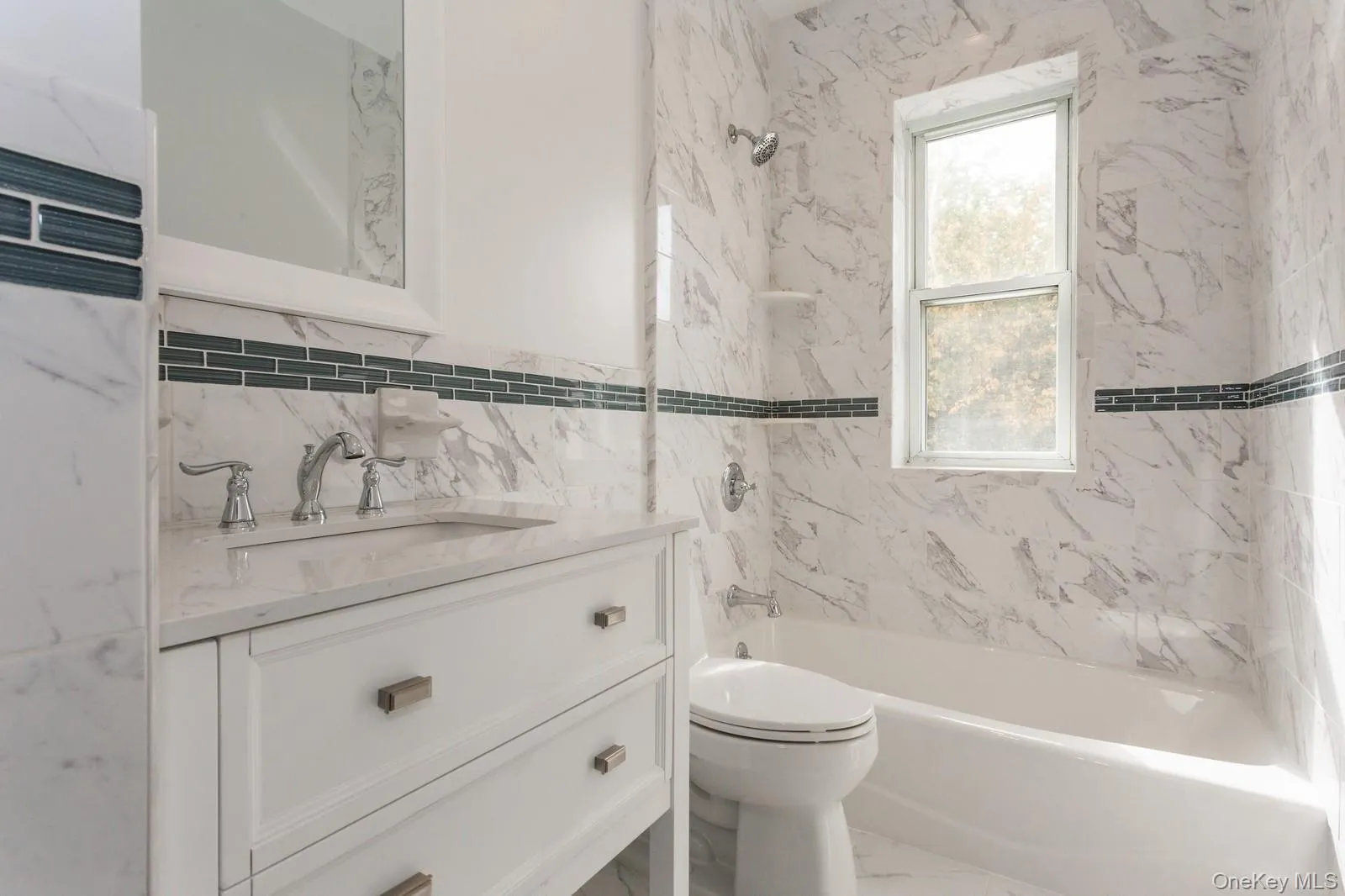 43 New Hyde Park Road, Hempstead, NY, 2 Bedrooms Bedrooms, 4 Rooms Rooms,1 BathroomBathrooms,Residential Lease,For Rent,New Hyde Park,0,1026646 43 New Hyde Park Road, Hempstead, NY, 2 Bedrooms Bedrooms, 4 Rooms Rooms,1 BathroomBathrooms,Residential Lease,For Rent,New Hyde Park,0,1026646
