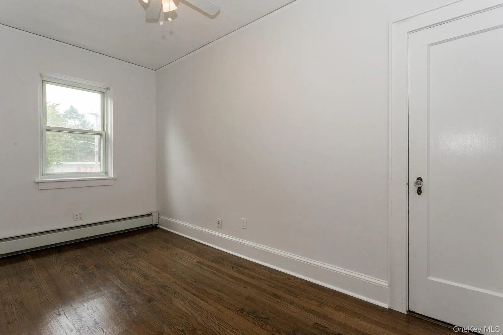 43 New Hyde Park Road, Hempstead, NY, 2 Bedrooms Bedrooms, 4 Rooms Rooms,1 BathroomBathrooms,Residential Lease,For Rent,New Hyde Park,0,1026646 43 New Hyde Park Road, Hempstead, NY, 2 Bedrooms Bedrooms, 4 Rooms Rooms,1 BathroomBathrooms,Residential Lease,For Rent,New Hyde Park,0,1026646