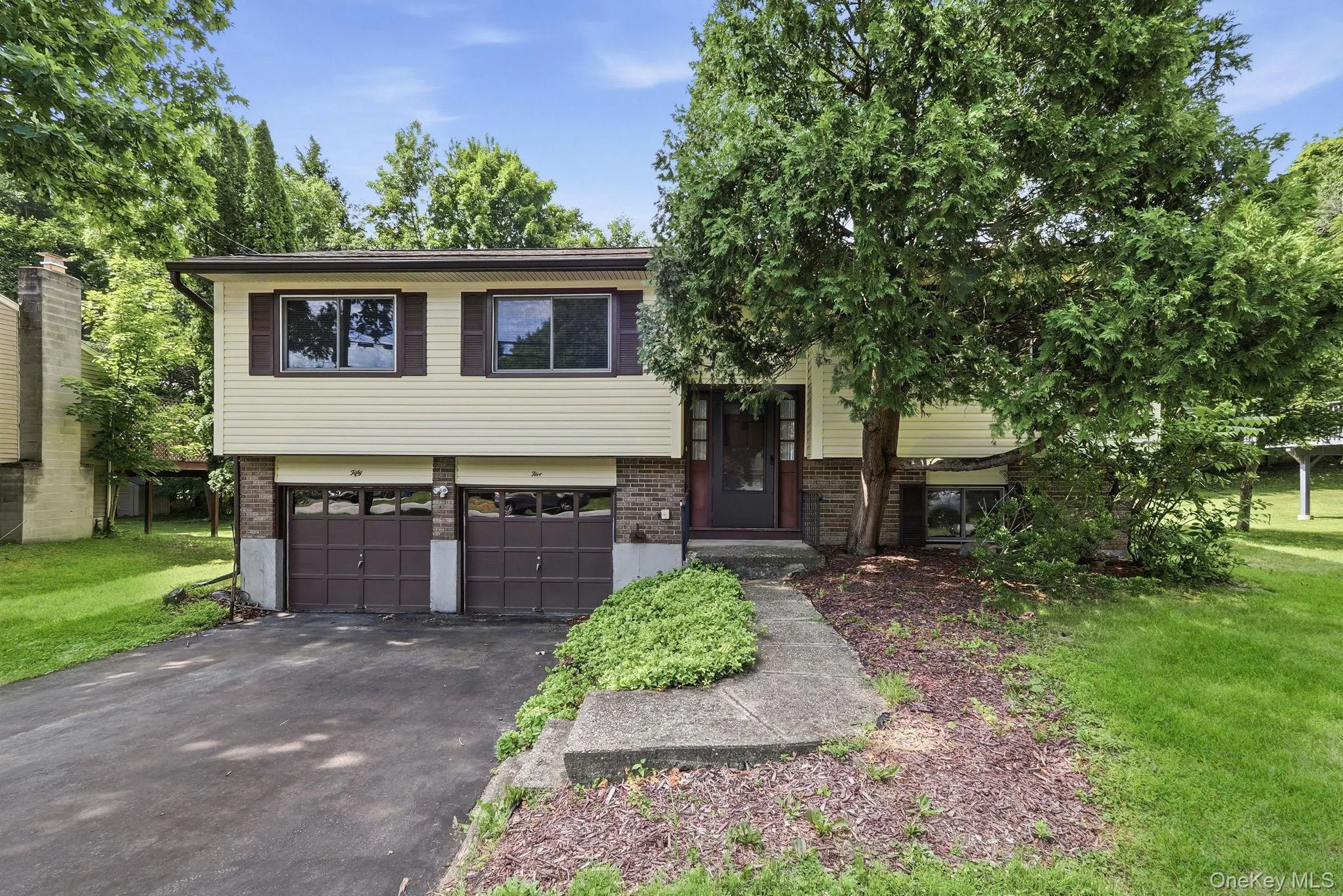 55 Sutton Park Road, Poughkeepsie (town), NY, 3 Bedrooms Bedrooms, 10 Rooms Rooms,2 BathroomsBathrooms,Residential,For Rent,Sutton Park,0,1026653 55 Sutton Park Road, Poughkeepsie (town), NY, 3 Bedrooms Bedrooms, 10 Rooms Rooms,2 BathroomsBathrooms,Residential,For Rent,Sutton Park,0,1026653