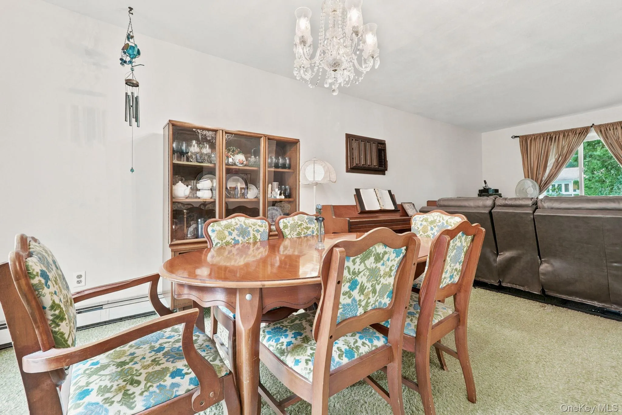 55 Sutton Park Road, Poughkeepsie (town), NY, 3 Bedrooms Bedrooms, 10 Rooms Rooms,2 BathroomsBathrooms,Residential,For Rent,Sutton Park,0,1026653 55 Sutton Park Road, Poughkeepsie (town), NY, 3 Bedrooms Bedrooms, 10 Rooms Rooms,2 BathroomsBathrooms,Residential,For Rent,Sutton Park,0,1026653