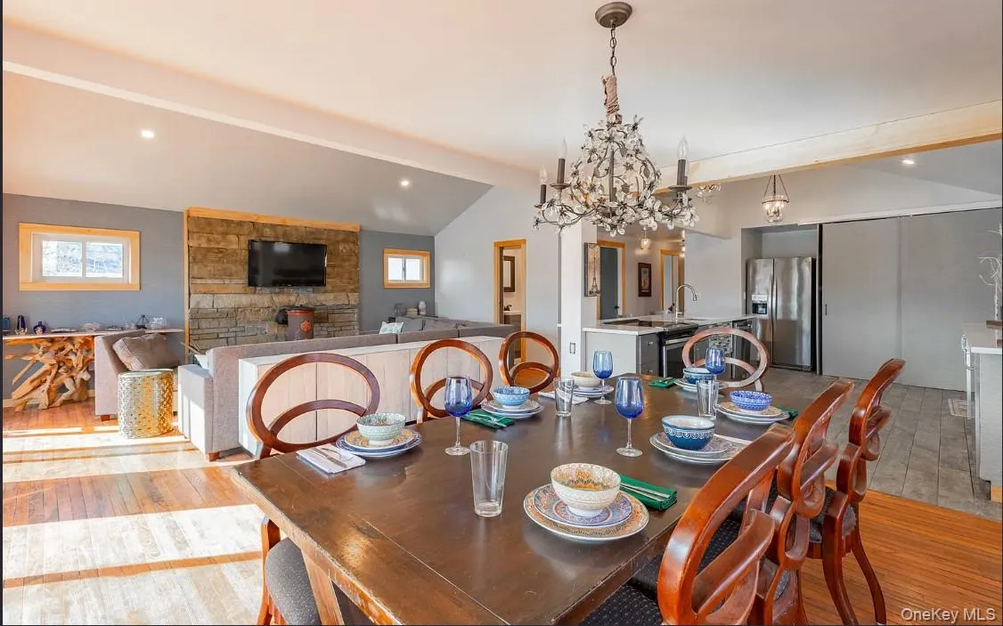 91 Penataquit Avenue, Islip, NY, 4 Bedrooms Bedrooms, 7 Rooms Rooms,2 BathroomsBathrooms,Residential Lease,For Rent,Penataquit,0,1026655 91 Penataquit Avenue, Islip, NY, 4 Bedrooms Bedrooms, 7 Rooms Rooms,2 BathroomsBathrooms,Residential Lease,For Rent,Penataquit,0,1026655