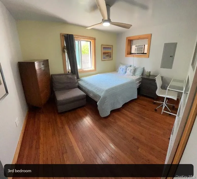 91 Penataquit Avenue, Islip, NY, 4 Bedrooms Bedrooms, 7 Rooms Rooms,2 BathroomsBathrooms,Residential Lease,For Rent,Penataquit,0,1026655 91 Penataquit Avenue, Islip, NY, 4 Bedrooms Bedrooms, 7 Rooms Rooms,2 BathroomsBathrooms,Residential Lease,For Rent,Penataquit,0,1026655