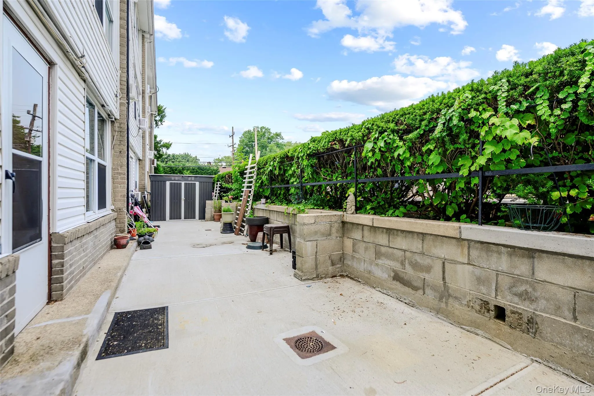 3 Duryea Place, Hempstead, NY, 2 Bedrooms Bedrooms, 4 Rooms Rooms,1 BathroomBathrooms,Residential Lease,For Rent,Duryea,0,1026661 3 Duryea Place, Hempstead, NY, 2 Bedrooms Bedrooms, 4 Rooms Rooms,1 BathroomBathrooms,Residential Lease,For Rent,Duryea,0,1026661
