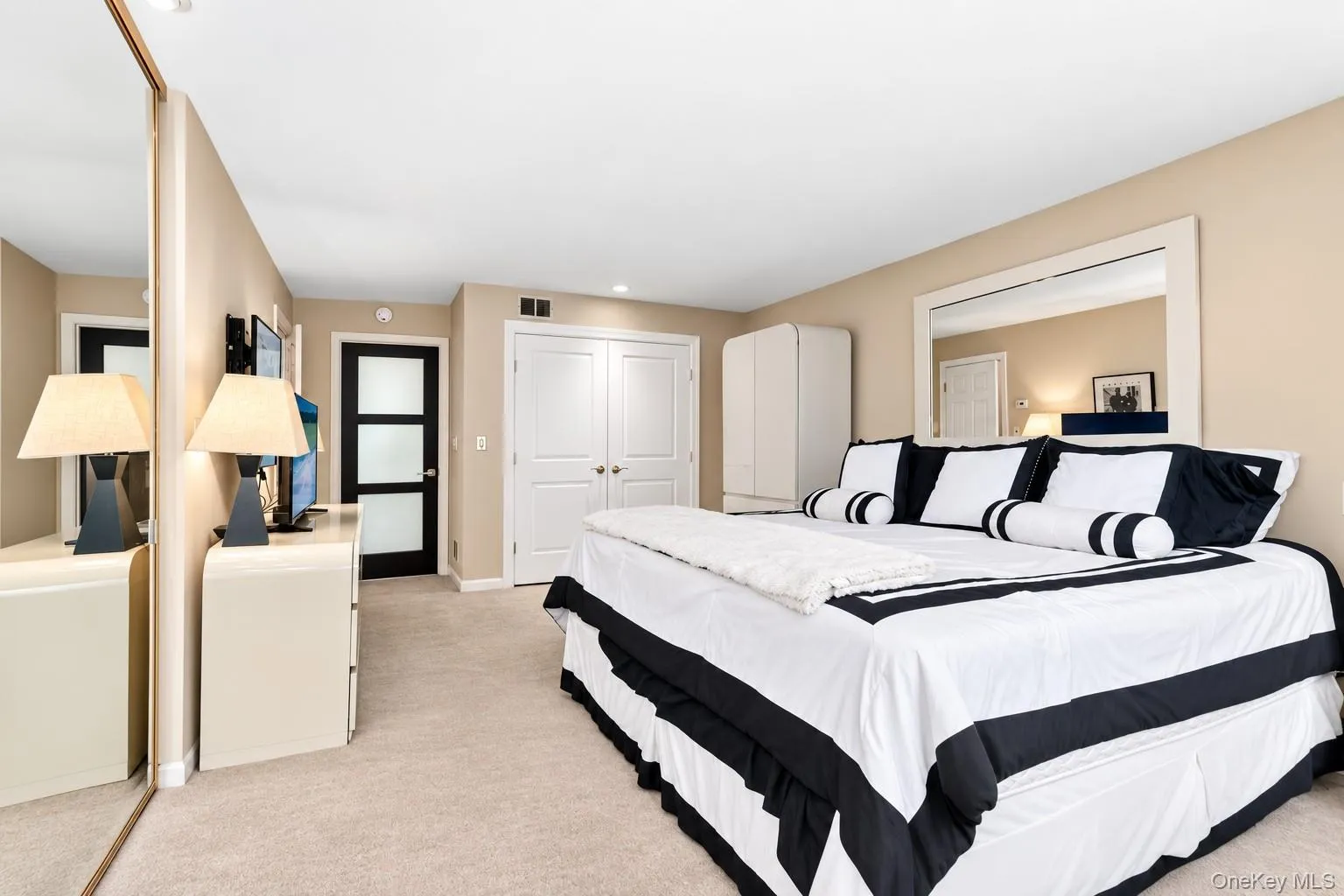 1 Sabbathday Hill Road, Lewisboro, NY, 4 Bedrooms Bedrooms, 8 Rooms Rooms,3 BathroomsBathrooms,Residential,For Rent,Sabbathday Hill,0,1026664 1 Sabbathday Hill Road, Lewisboro, NY, 4 Bedrooms Bedrooms, 8 Rooms Rooms,3 BathroomsBathrooms,Residential,For Rent,Sabbathday Hill,0,1026664