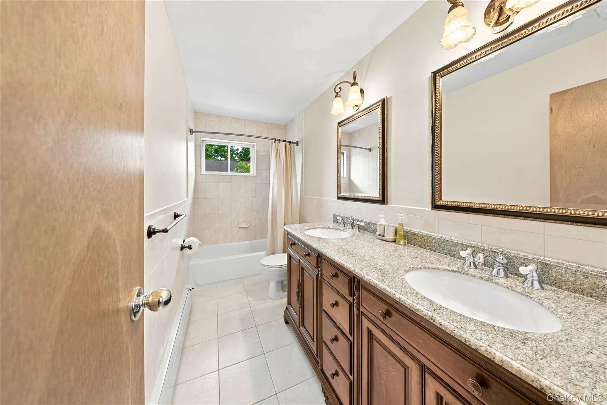 6 Navy Drive, Smithtown, NY, 4 Bedrooms Bedrooms, 7 Rooms Rooms,2 BathroomsBathrooms,Residential,For Rent,Navy,0,1026666 6 Navy Drive, Smithtown, NY, 4 Bedrooms Bedrooms, 7 Rooms Rooms,2 BathroomsBathrooms,Residential,For Rent,Navy,0,1026666