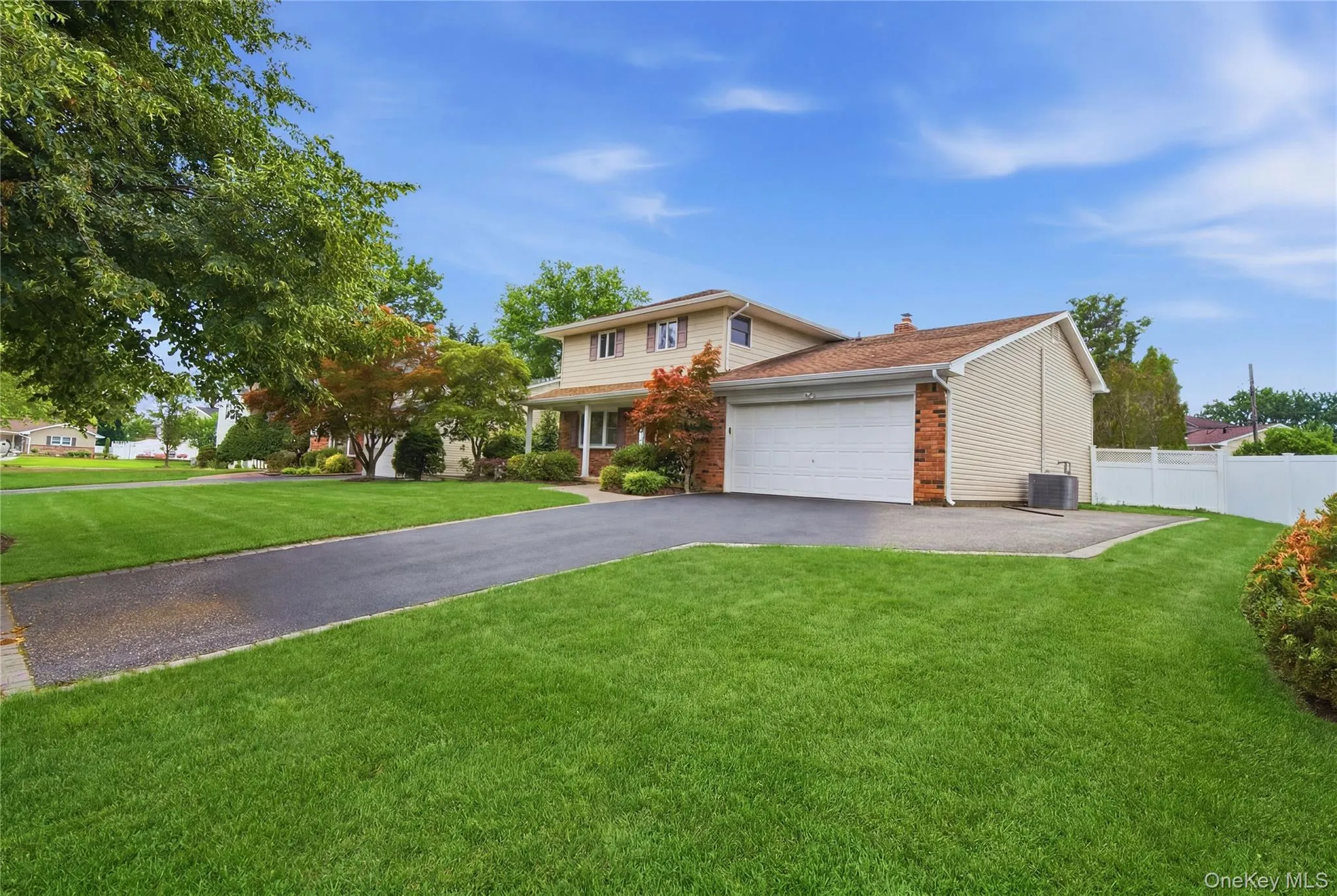 6 Navy Drive, Smithtown, NY, 4 Bedrooms Bedrooms, 7 Rooms Rooms,2 BathroomsBathrooms,Residential,For Rent,Navy,0,1026666 6 Navy Drive, Smithtown, NY, 4 Bedrooms Bedrooms, 7 Rooms Rooms,2 BathroomsBathrooms,Residential,For Rent,Navy,0,1026666