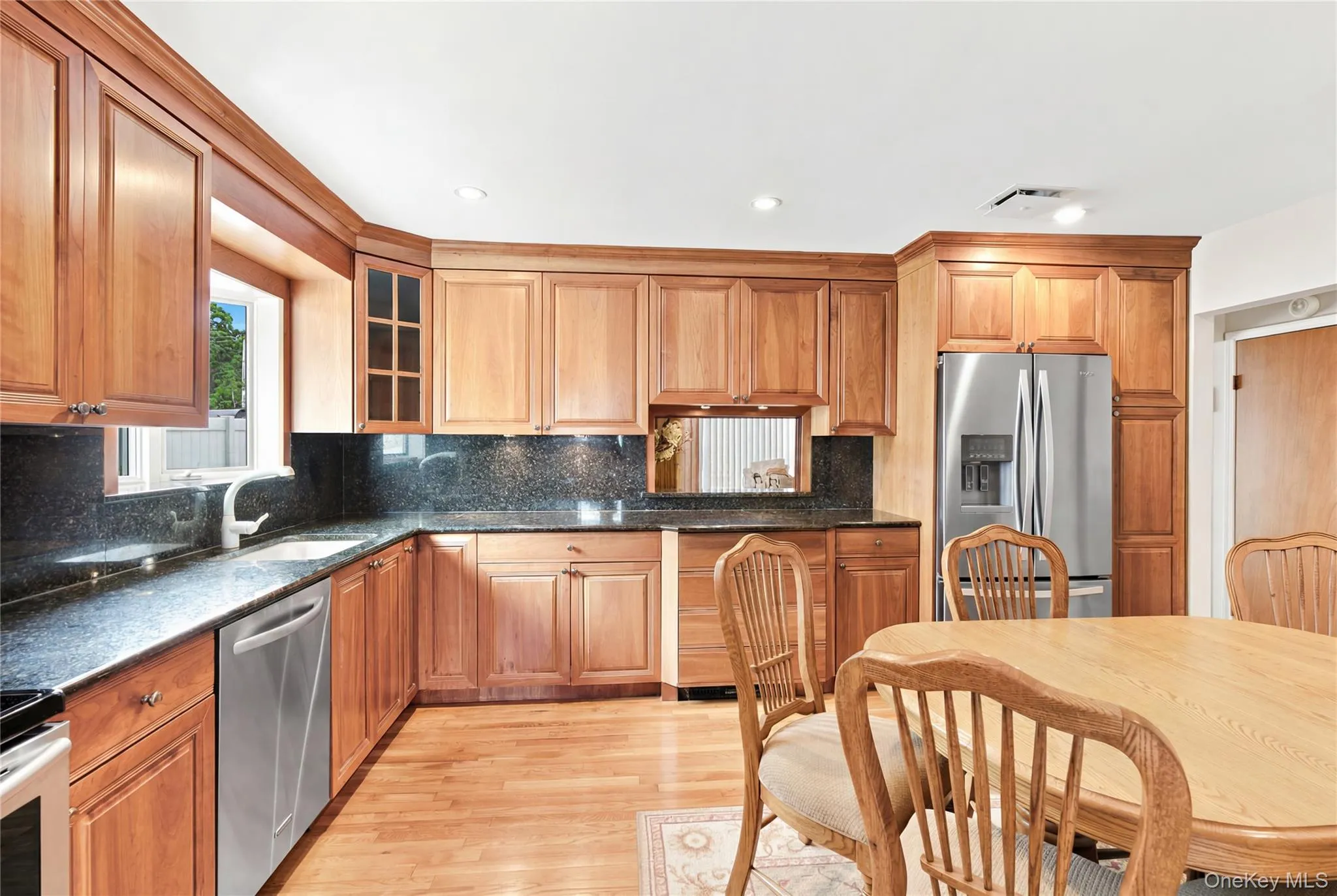 6 Navy Drive, Smithtown, NY, 4 Bedrooms Bedrooms, 7 Rooms Rooms,2 BathroomsBathrooms,Residential,For Rent,Navy,0,1026666 6 Navy Drive, Smithtown, NY, 4 Bedrooms Bedrooms, 7 Rooms Rooms,2 BathroomsBathrooms,Residential,For Rent,Navy,0,1026666