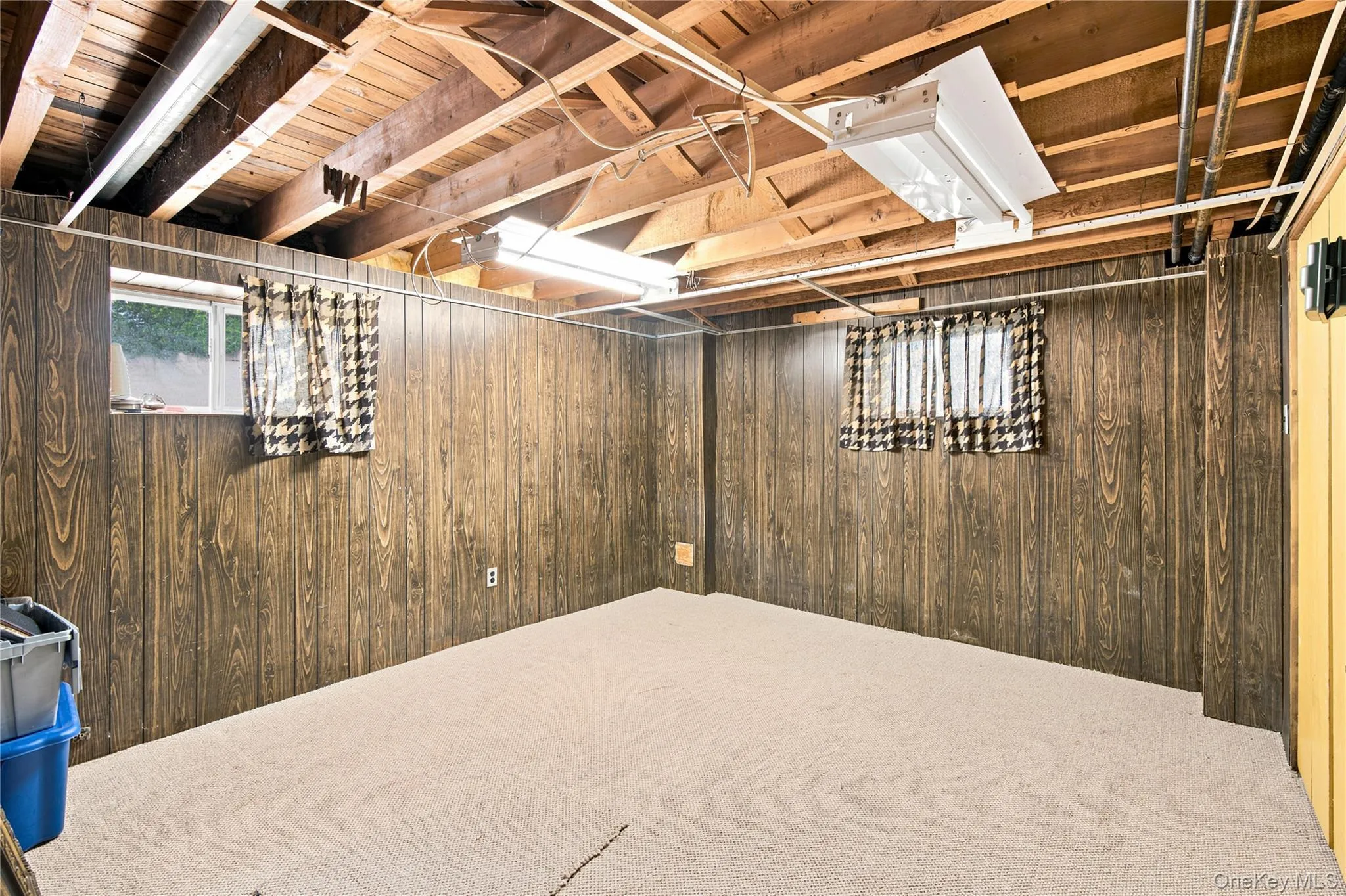 6 Navy Drive, Smithtown, NY, 4 Bedrooms Bedrooms, 7 Rooms Rooms,2 BathroomsBathrooms,Residential,For Rent,Navy,0,1026666 6 Navy Drive, Smithtown, NY, 4 Bedrooms Bedrooms, 7 Rooms Rooms,2 BathroomsBathrooms,Residential,For Rent,Navy,0,1026666