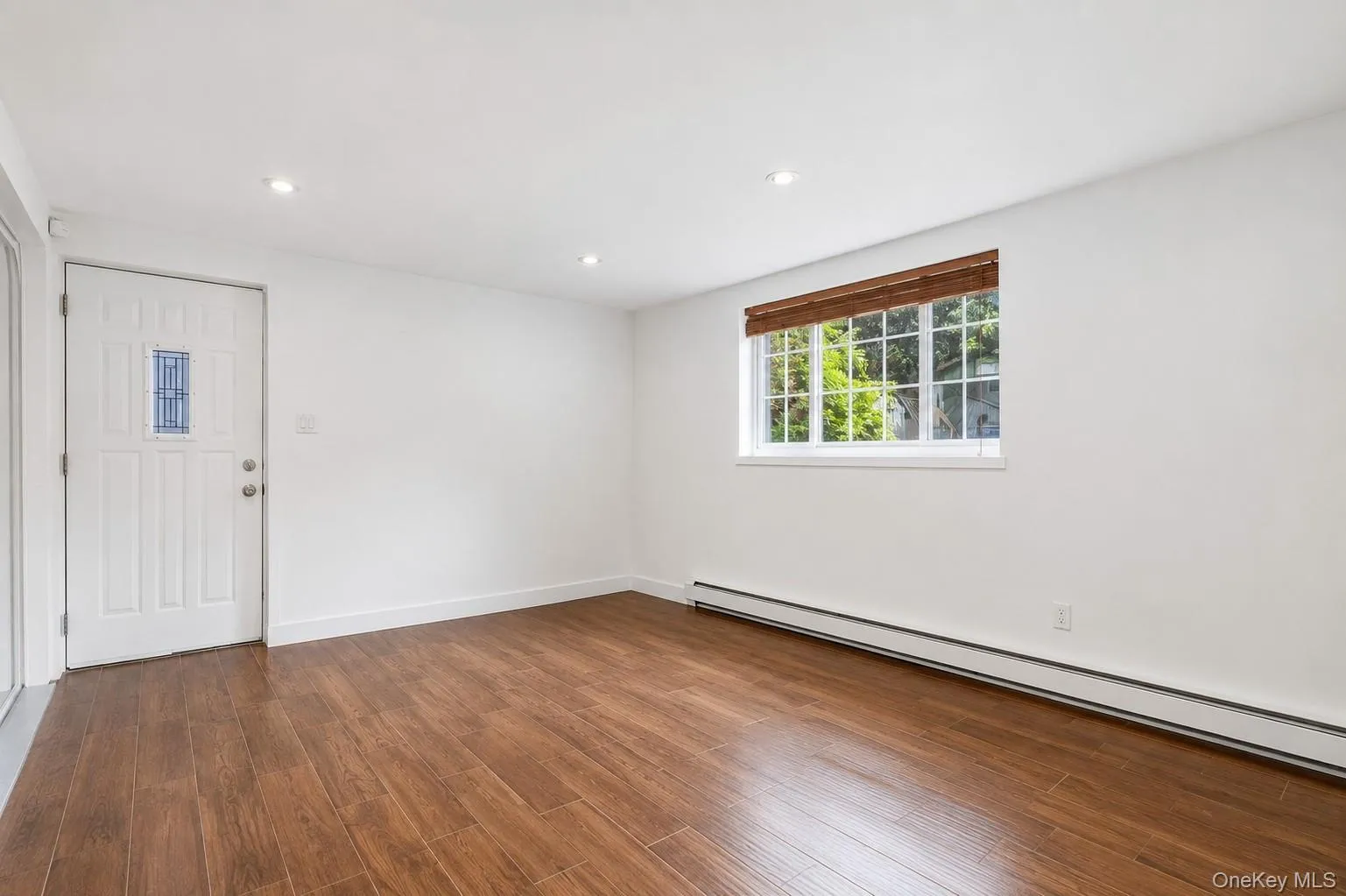 38 Birchwood Park Drive, Oyster Bay, NY, 3 Bedrooms Bedrooms, 7 Rooms Rooms,2 BathroomsBathrooms,Residential Lease,For Rent,Birchwood Park,0,1026671 38 Birchwood Park Drive, Oyster Bay, NY, 3 Bedrooms Bedrooms, 7 Rooms Rooms,2 BathroomsBathrooms,Residential Lease,For Rent,Birchwood Park,0,1026671