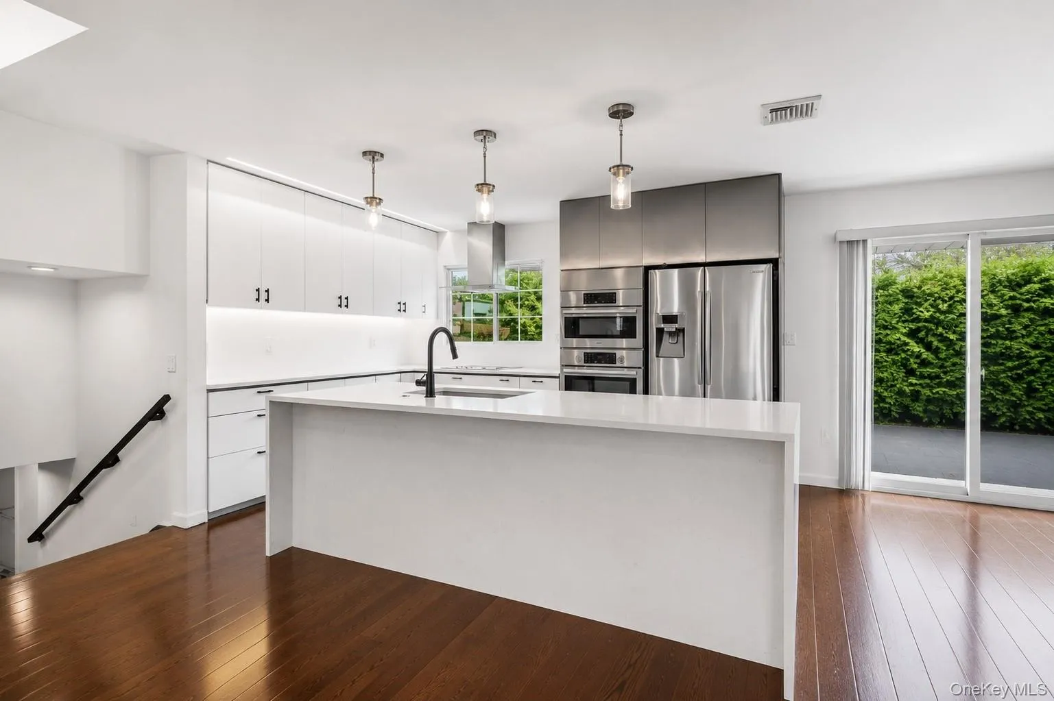 38 Birchwood Park Drive, Oyster Bay, NY, 3 Bedrooms Bedrooms, 7 Rooms Rooms,2 BathroomsBathrooms,Residential Lease,For Rent,Birchwood Park,0,1026671 38 Birchwood Park Drive, Oyster Bay, NY, 3 Bedrooms Bedrooms, 7 Rooms Rooms,2 BathroomsBathrooms,Residential Lease,For Rent,Birchwood Park,0,1026671