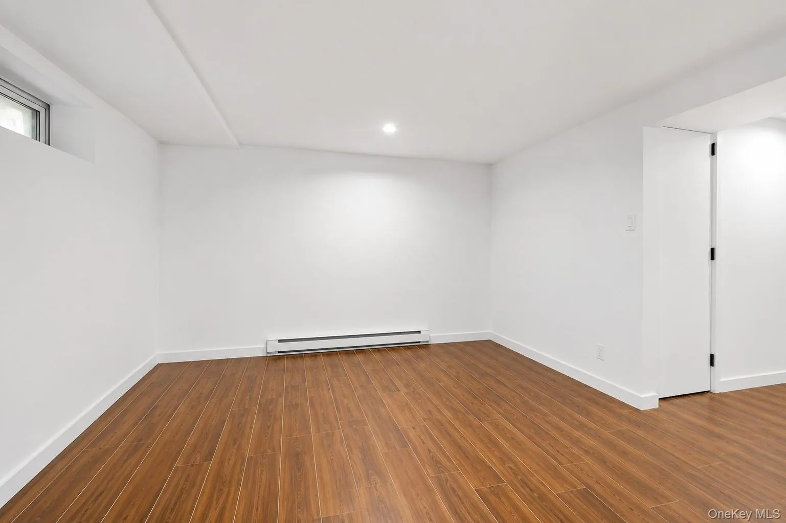 38 Birchwood Park Drive, Oyster Bay, NY, 3 Bedrooms Bedrooms, 7 Rooms Rooms,2 BathroomsBathrooms,Residential Lease,For Rent,Birchwood Park,0,1026671 38 Birchwood Park Drive, Oyster Bay, NY, 3 Bedrooms Bedrooms, 7 Rooms Rooms,2 BathroomsBathrooms,Residential Lease,For Rent,Birchwood Park,0,1026671