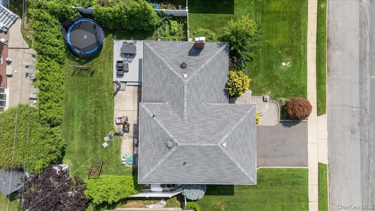 38 Birchwood Park Drive, Oyster Bay, NY, 3 Bedrooms Bedrooms, 7 Rooms Rooms,2 BathroomsBathrooms,Residential Lease,For Rent,Birchwood Park,0,1026671 38 Birchwood Park Drive, Oyster Bay, NY, 3 Bedrooms Bedrooms, 7 Rooms Rooms,2 BathroomsBathrooms,Residential Lease,For Rent,Birchwood Park,0,1026671